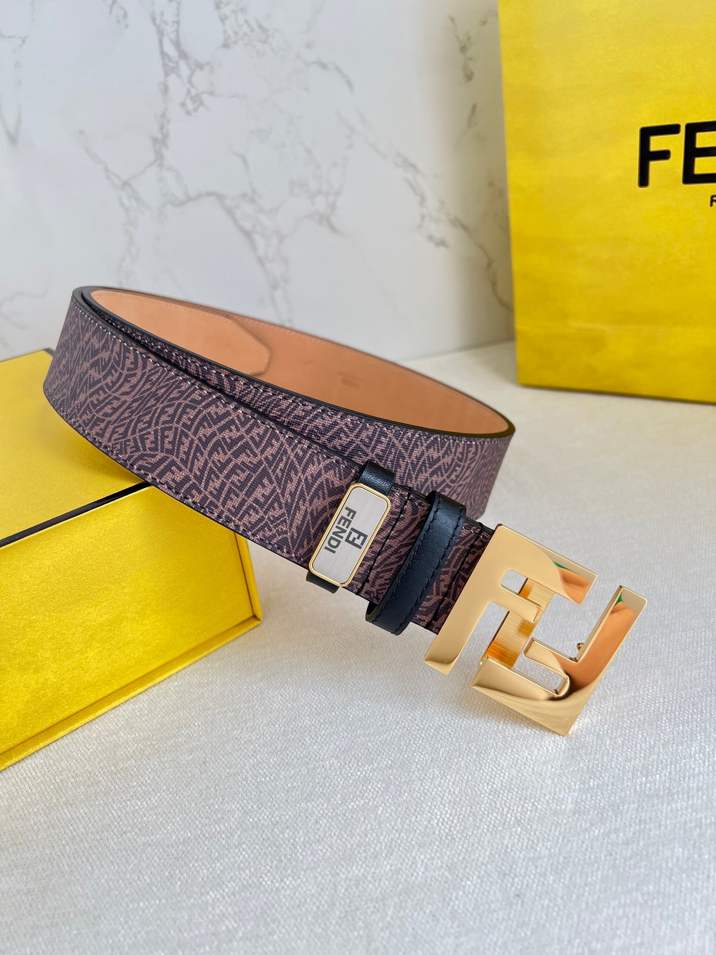 Belt-Fendi-03