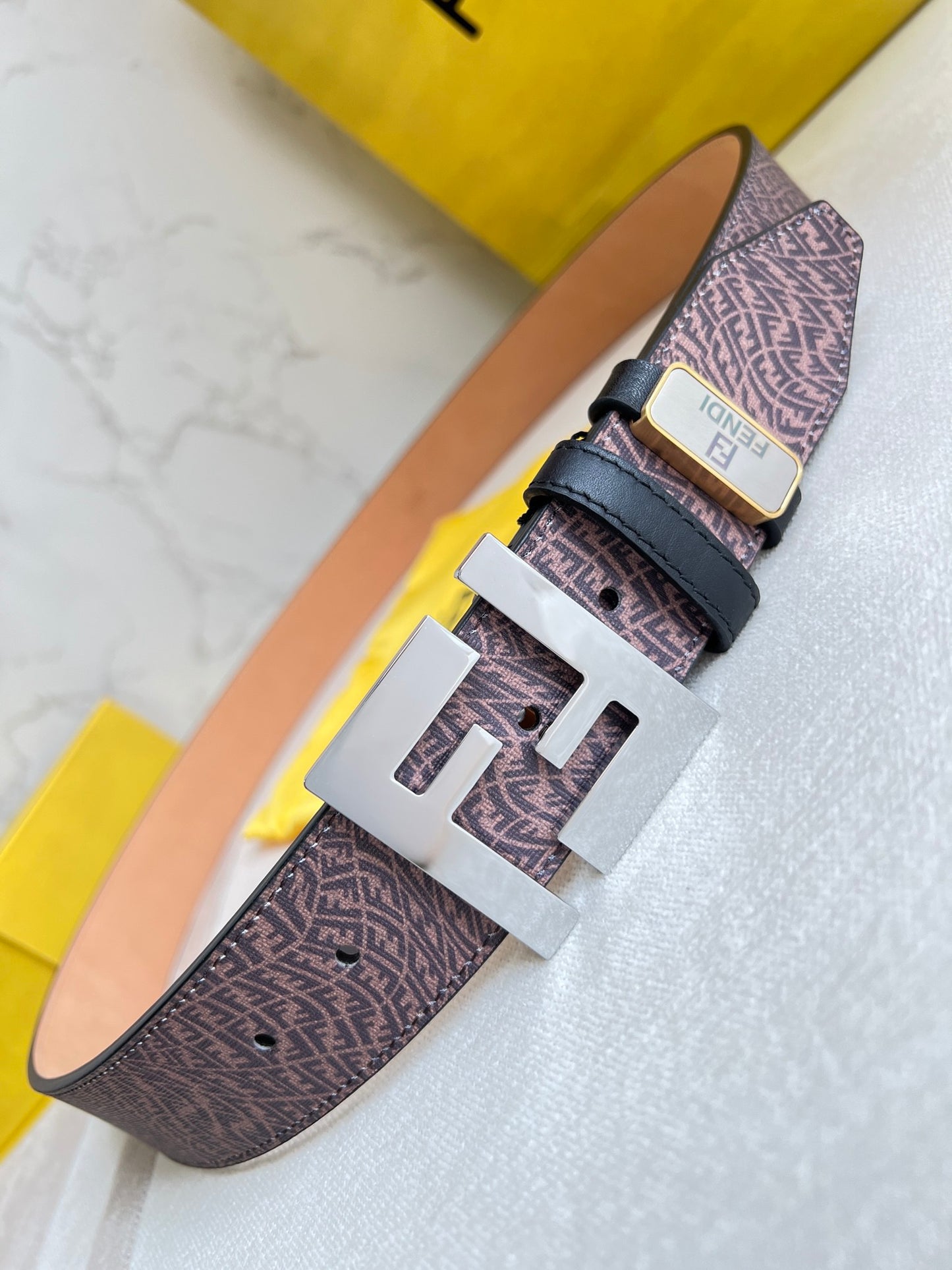Belt-Fendi-03