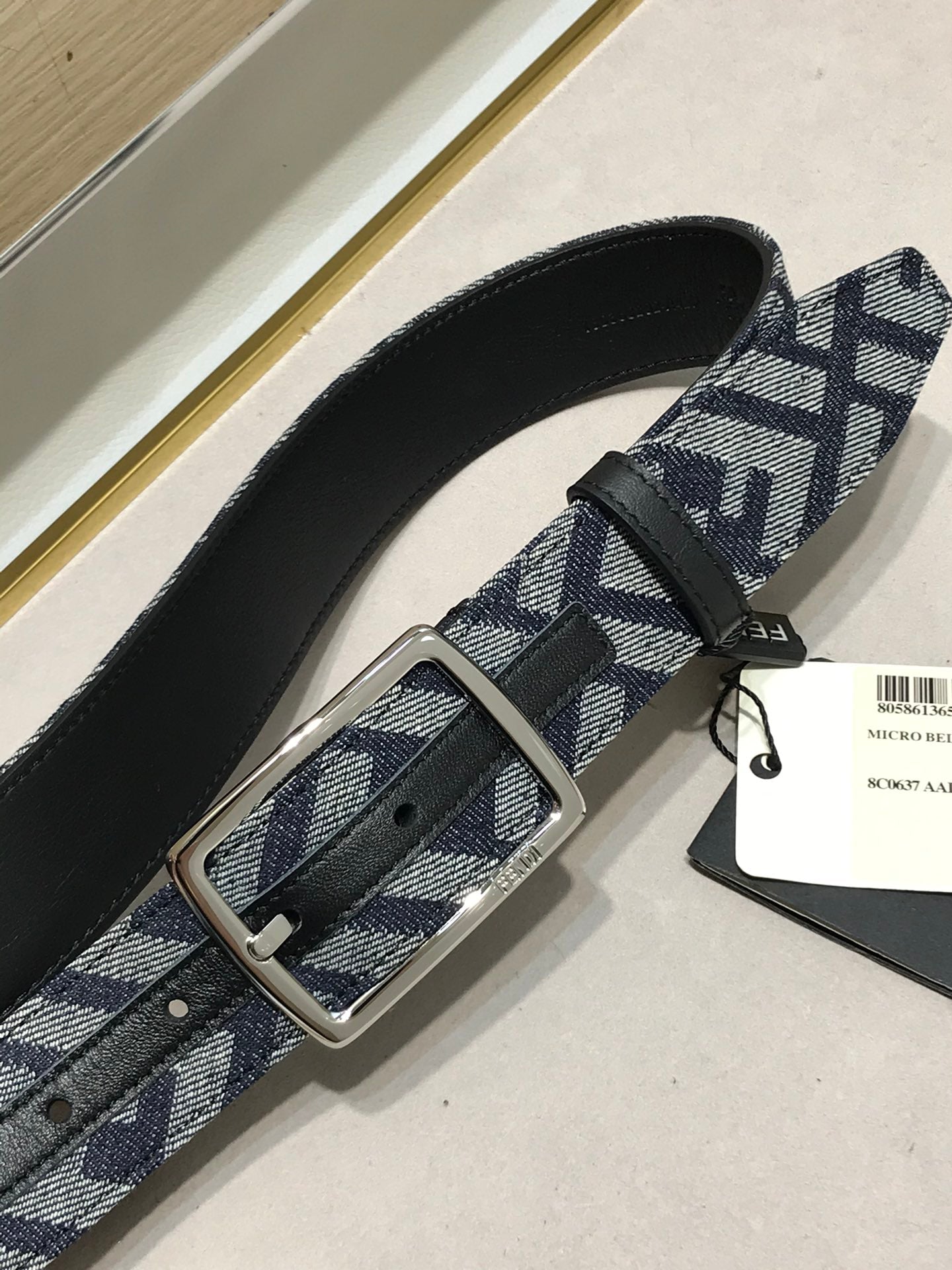 Belt-Fendi-11
