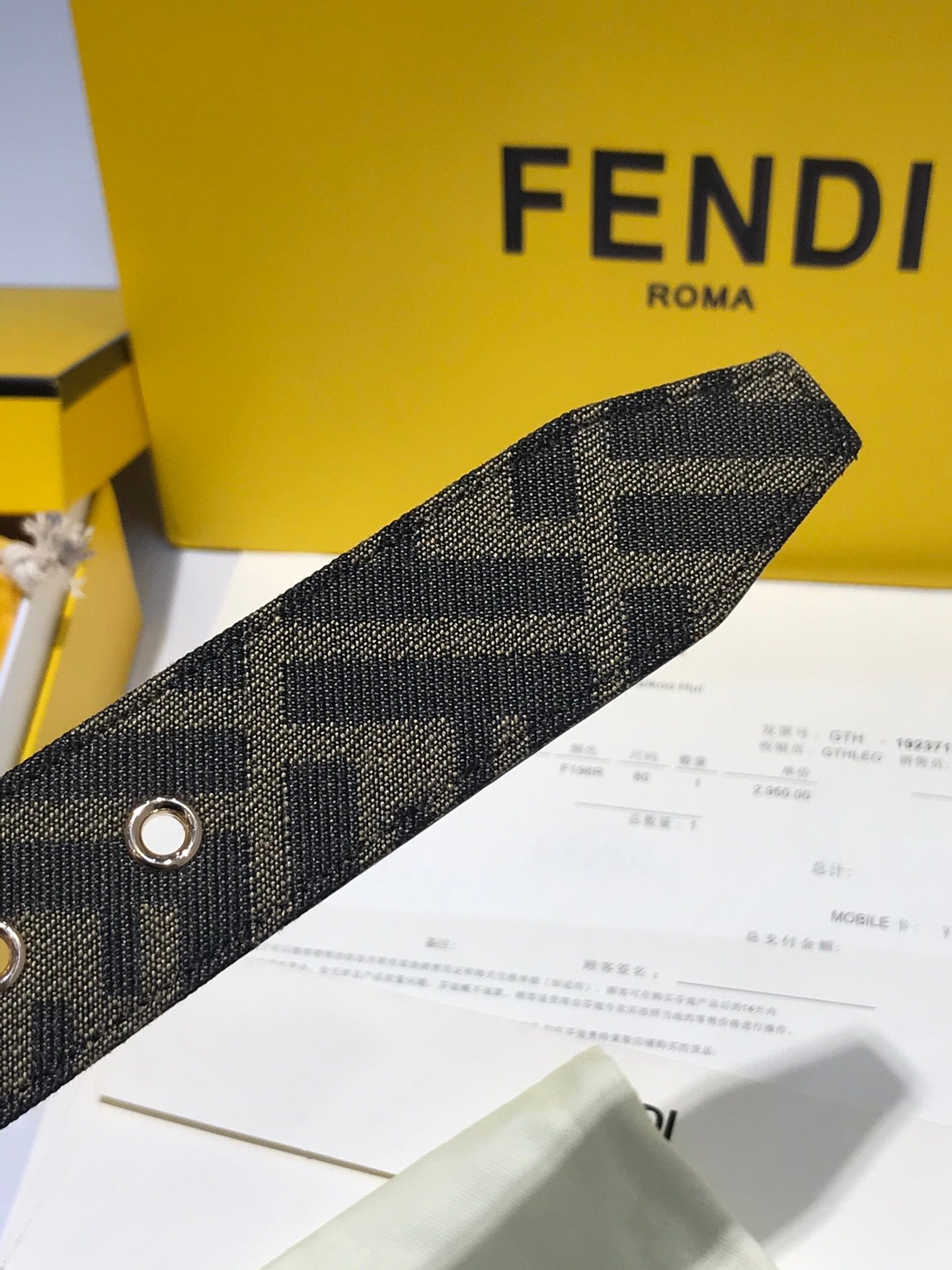 Belt-Fendi-11