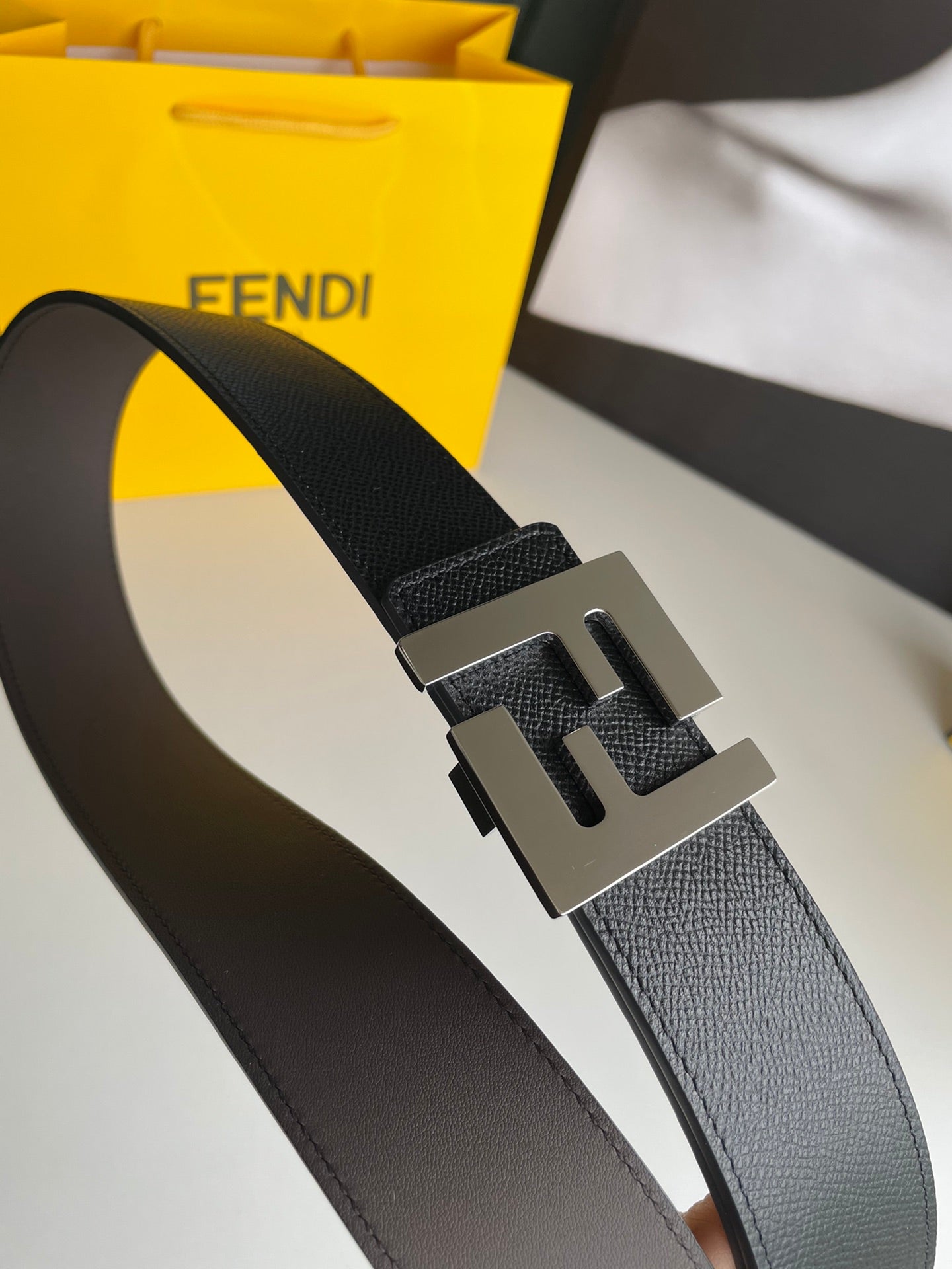 Belt-Fendi-13