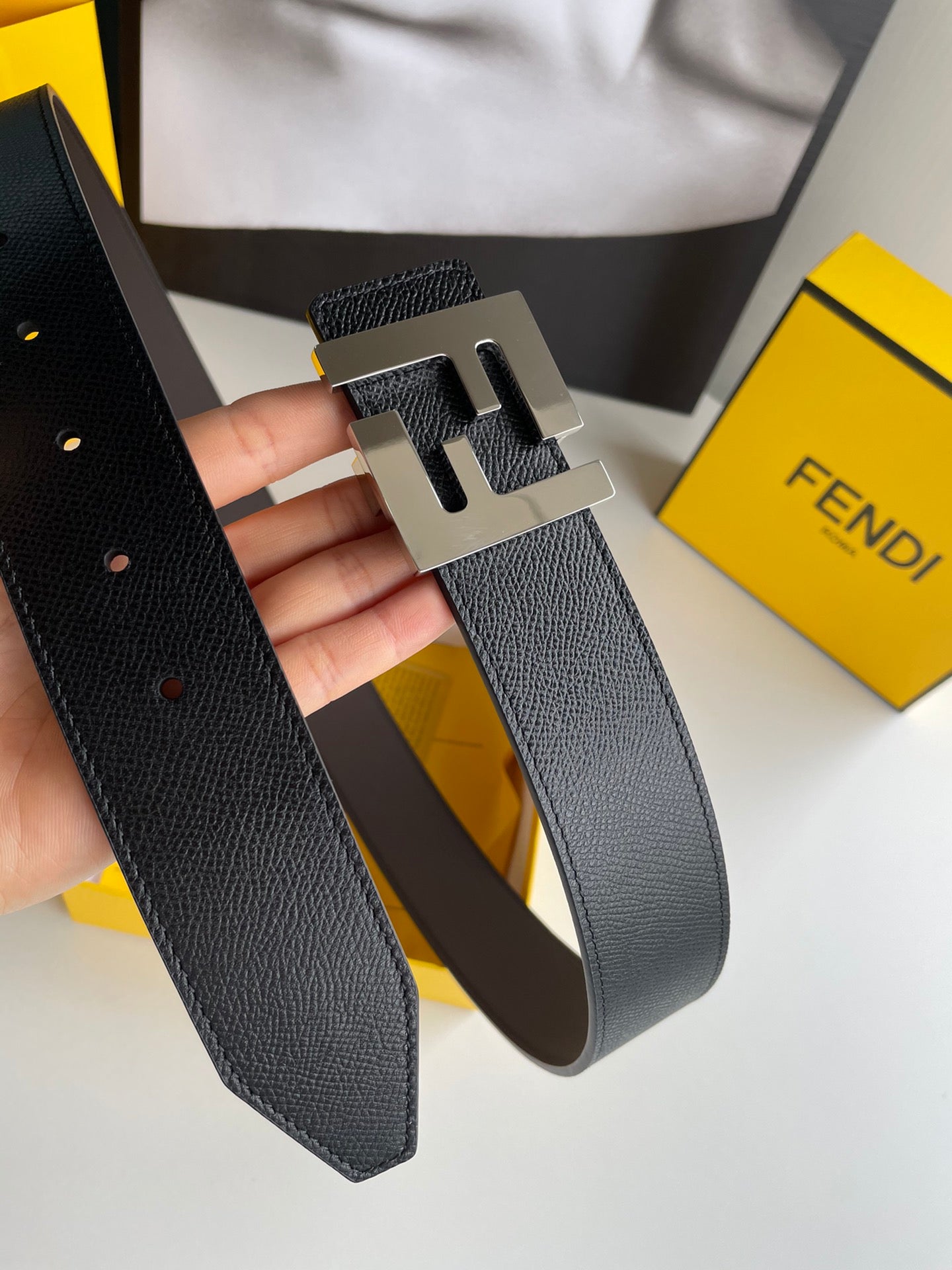Belt-Fendi-13
