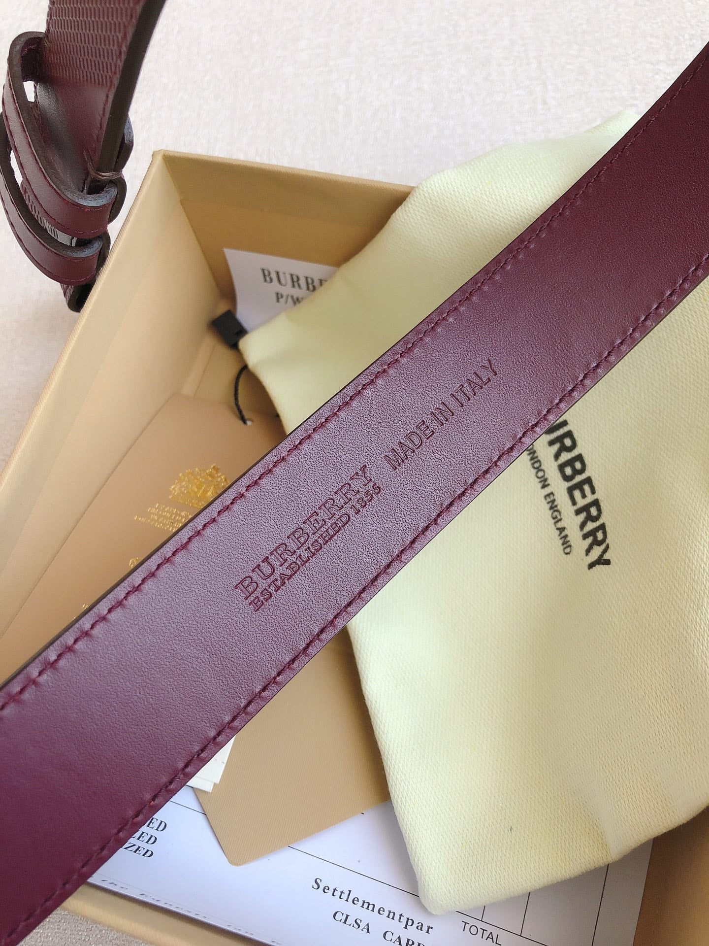 Belt-Burberry-01