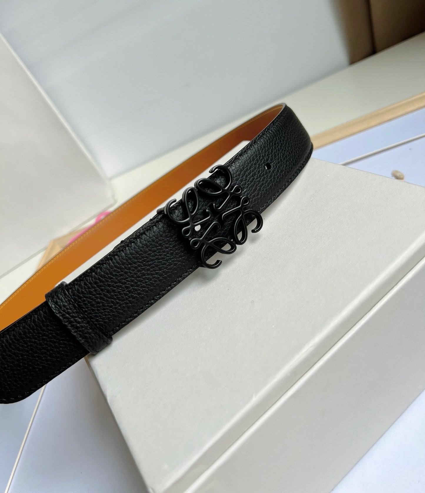 Belt-Loewe-02