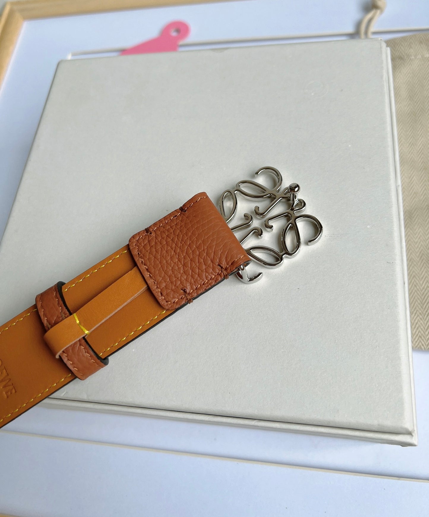 Belt-Loewe-02