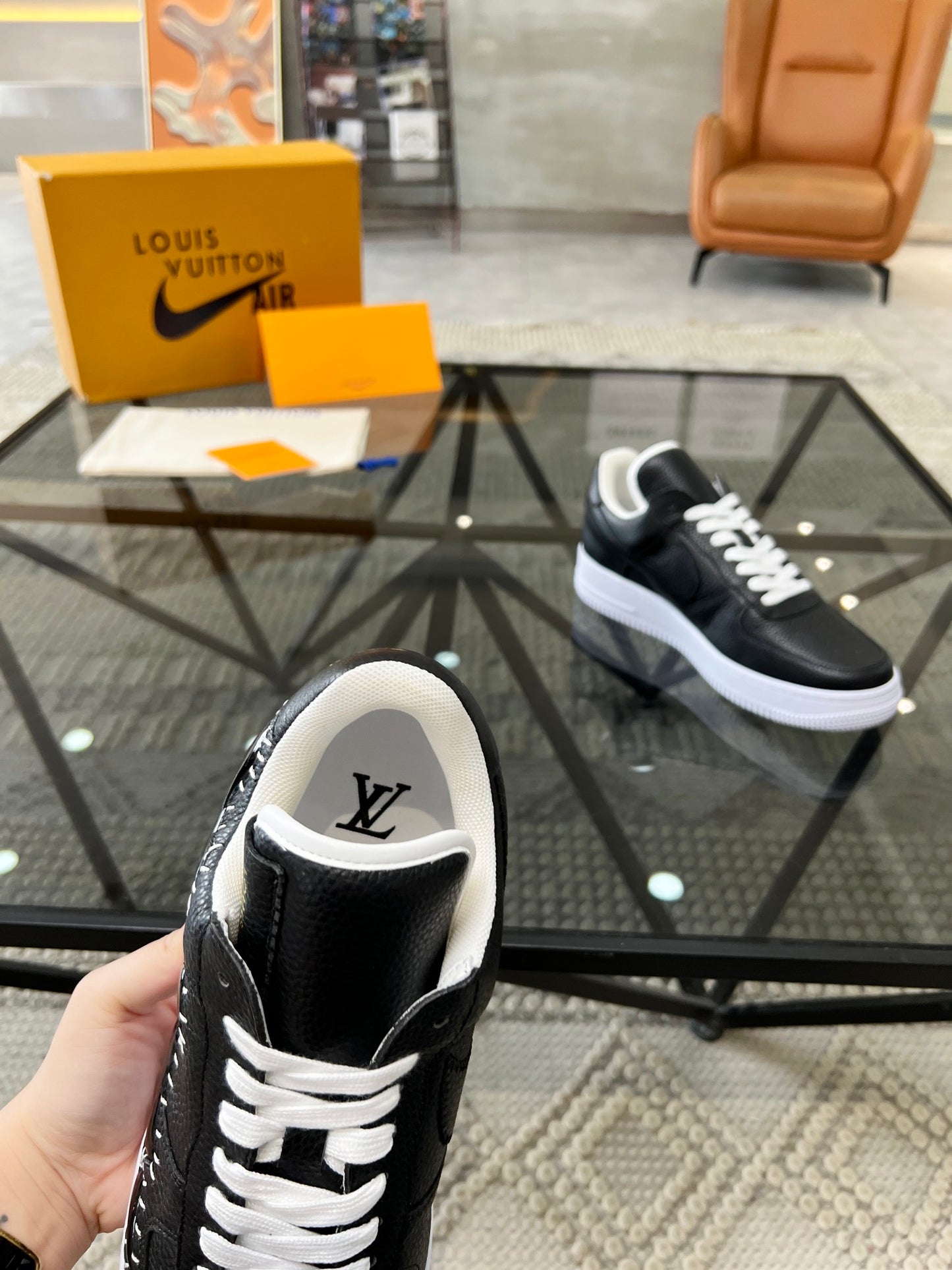 LV-104shoes