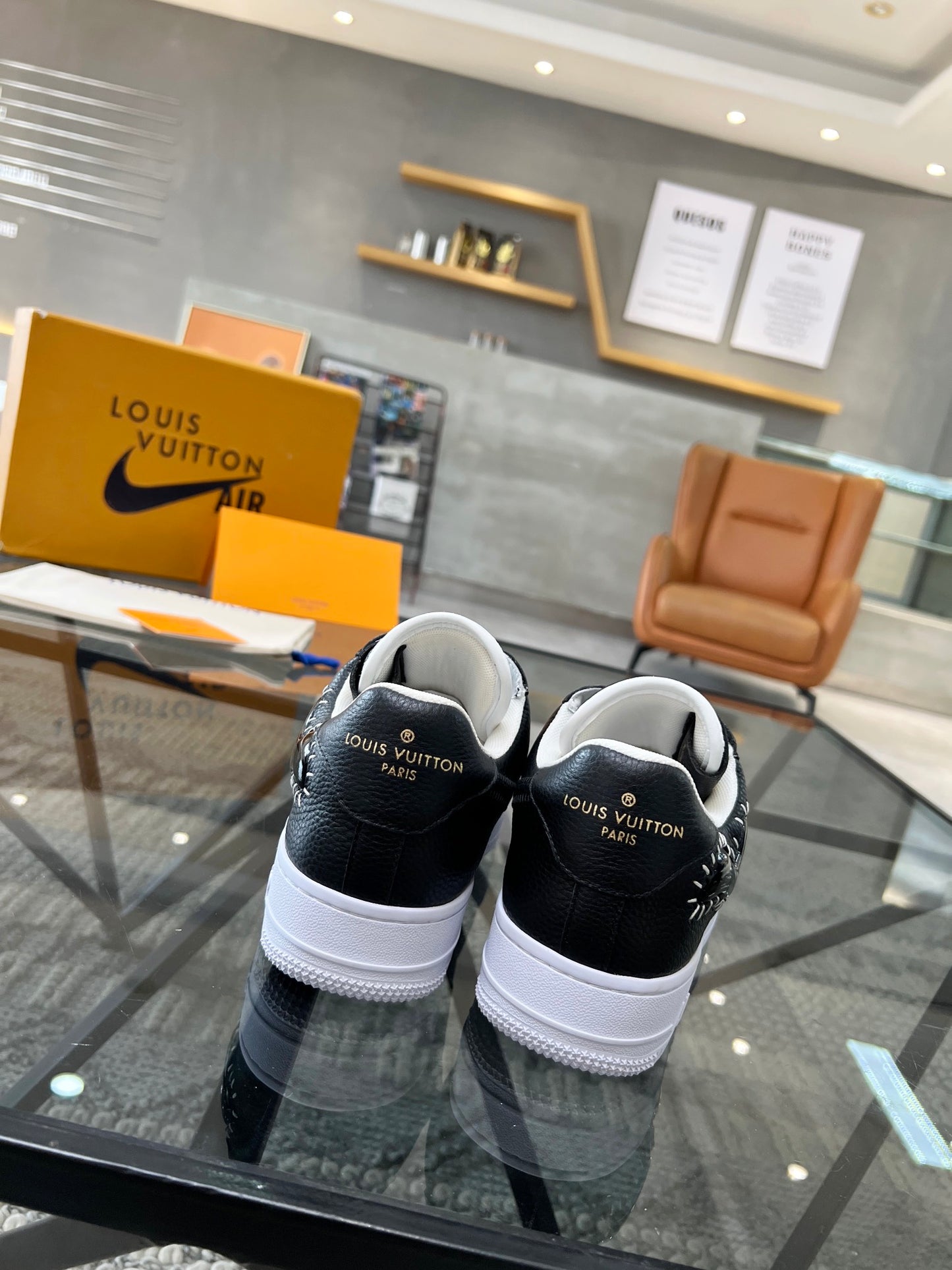 LV-104shoes