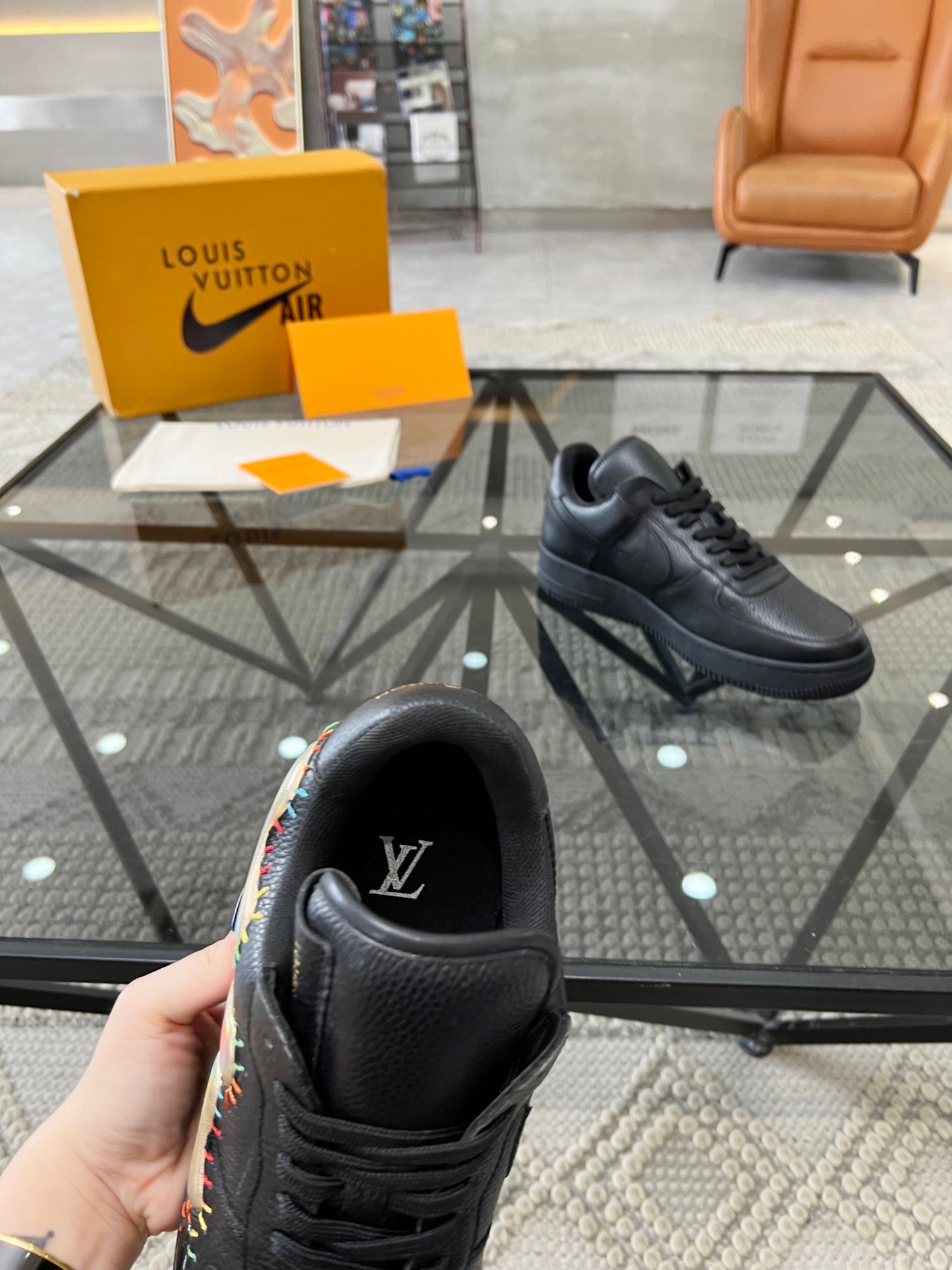 LV-105shoes
