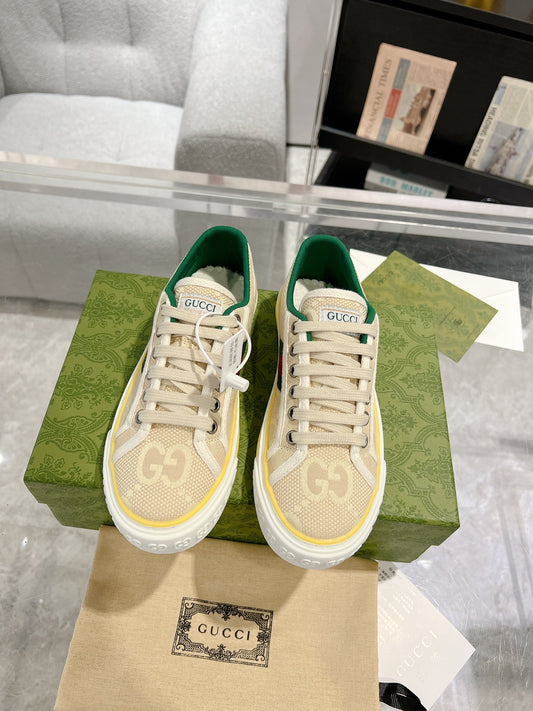 Gucci-010Shoes