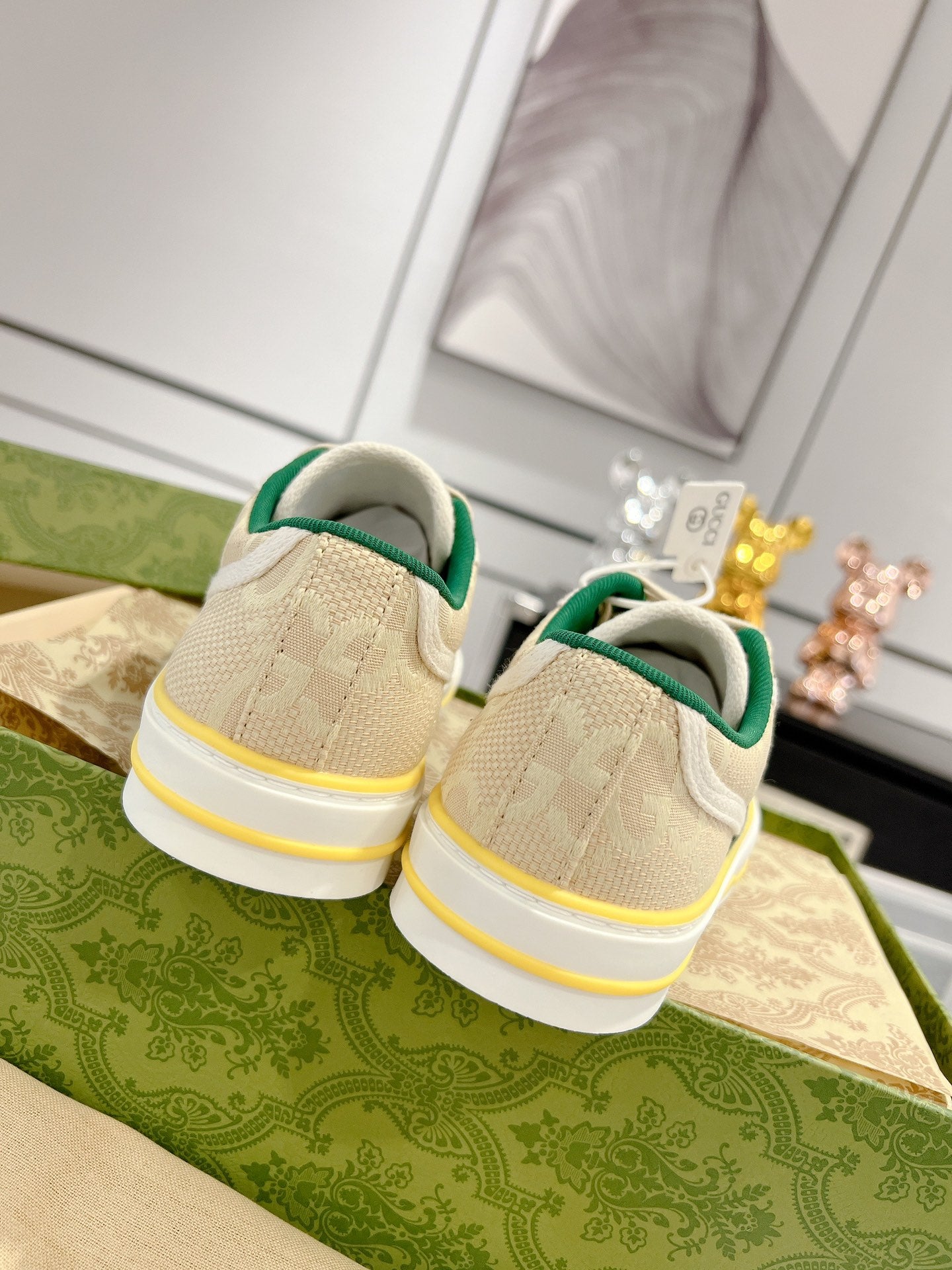 Gucci-010Shoes