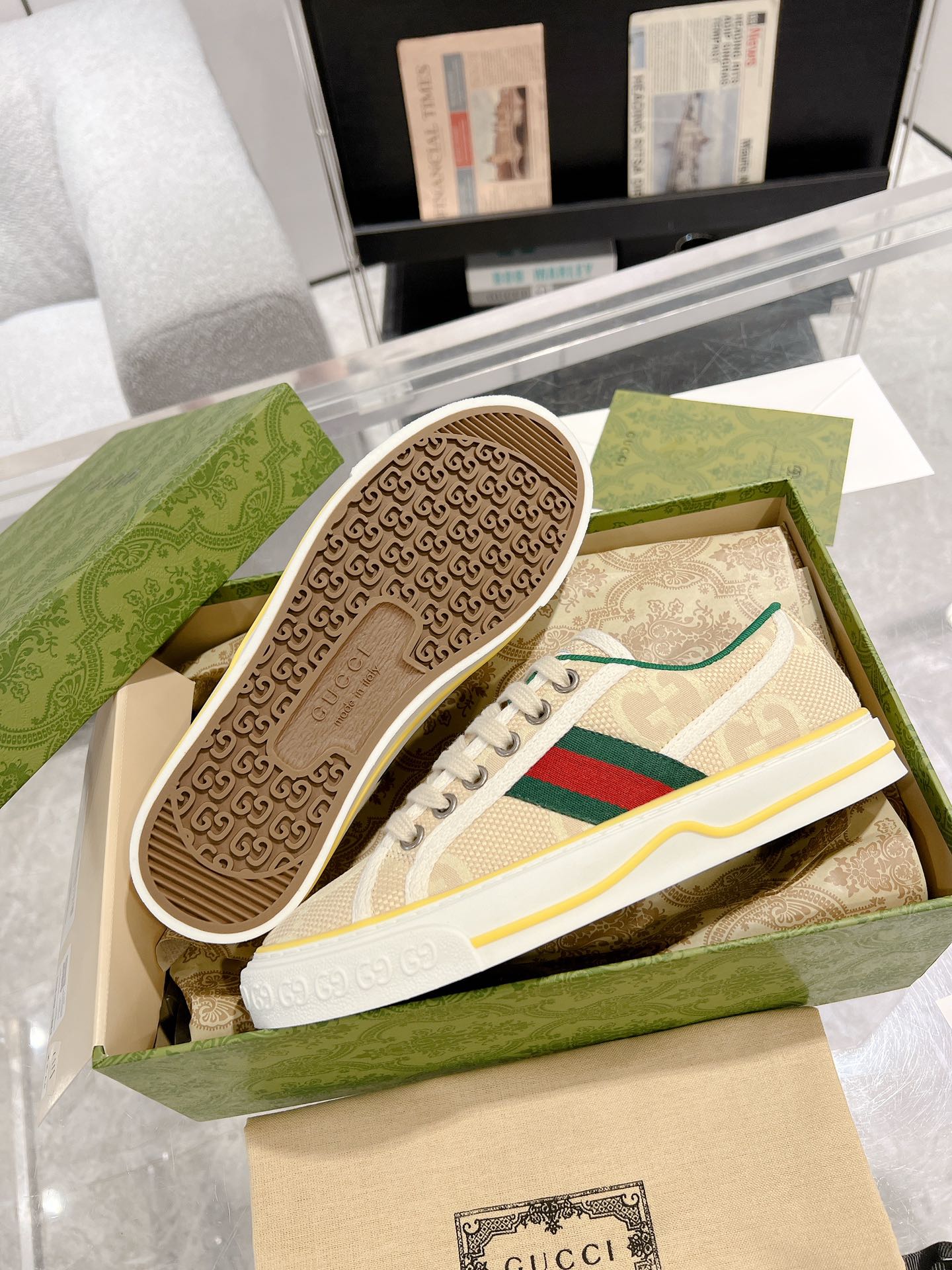 Gucci-010Shoes