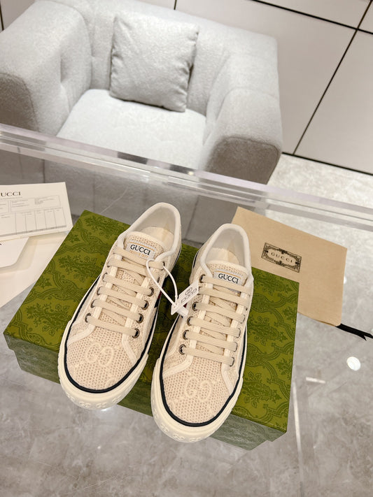 Gucci-012Shoes