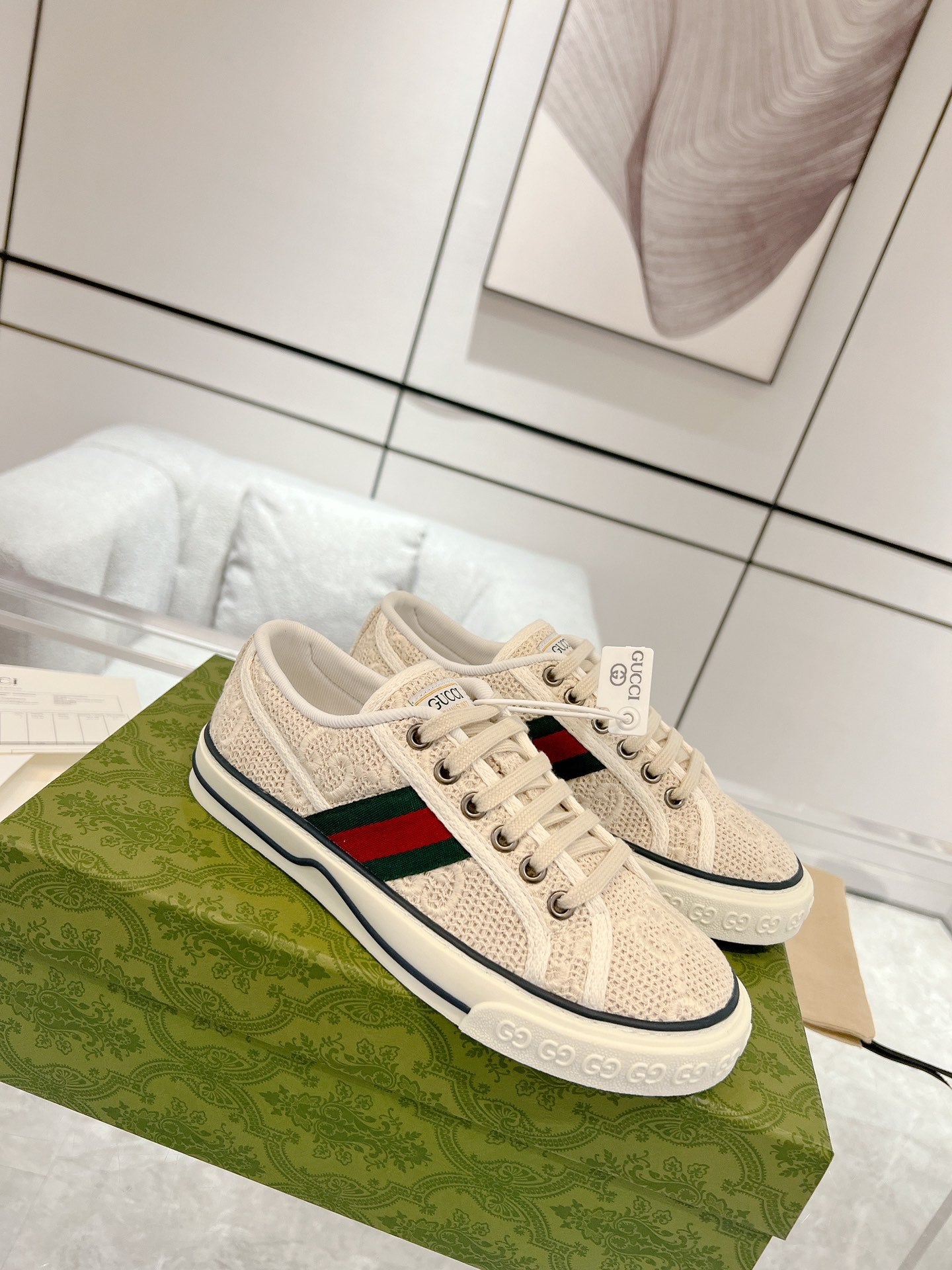 Gucci-012Shoes