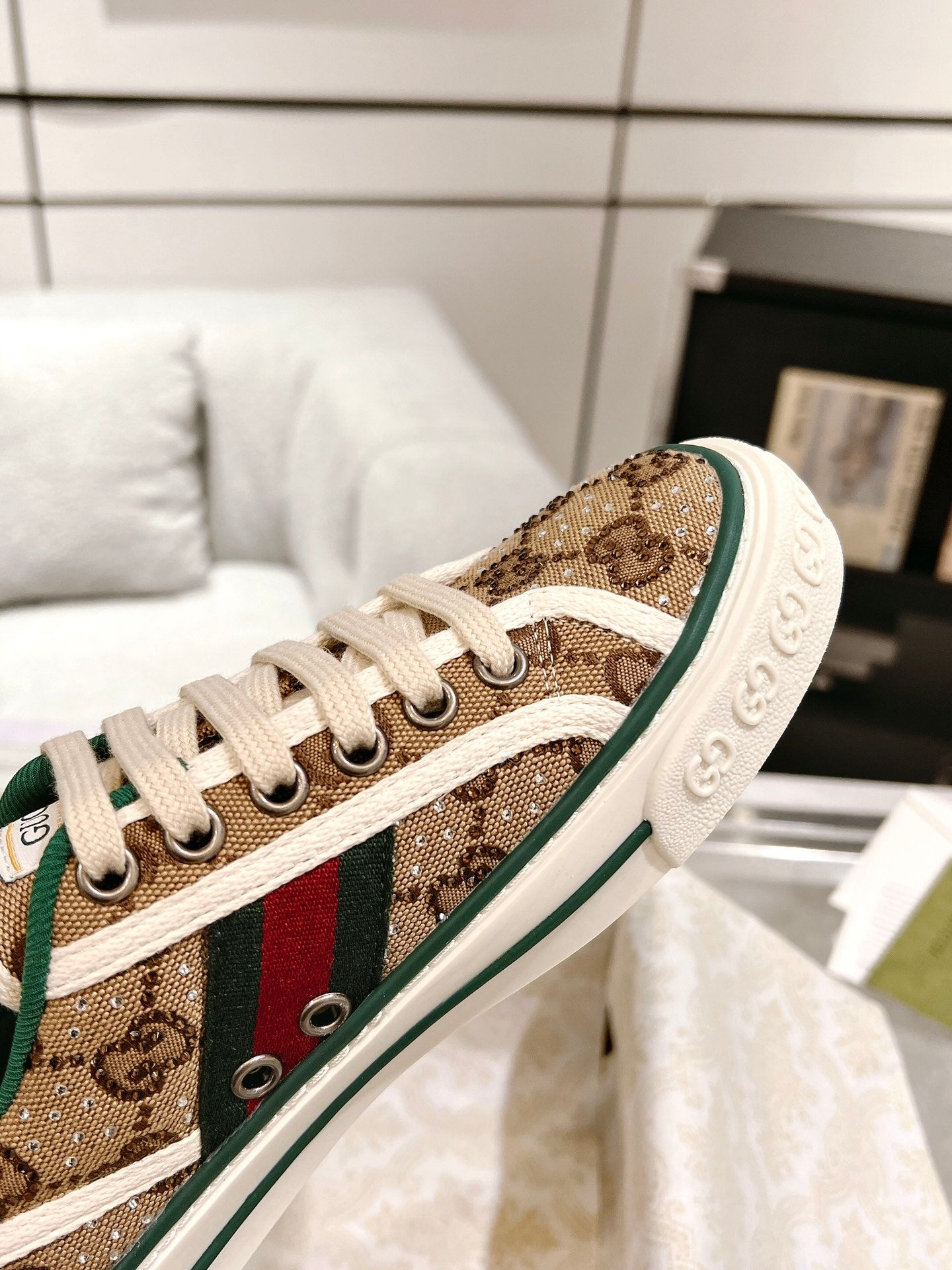 Gucci-011Shoes