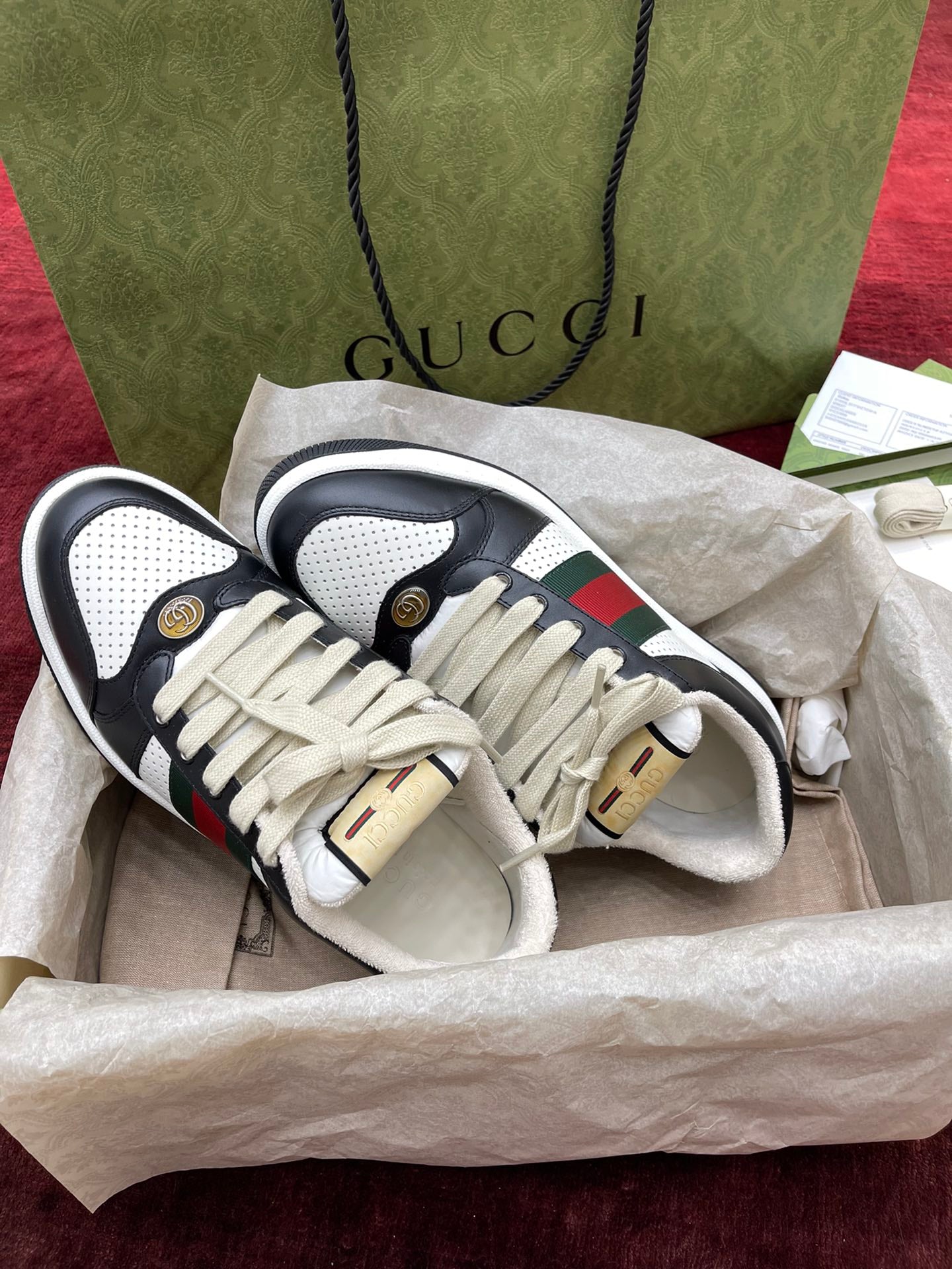 Gucci-014Shoes