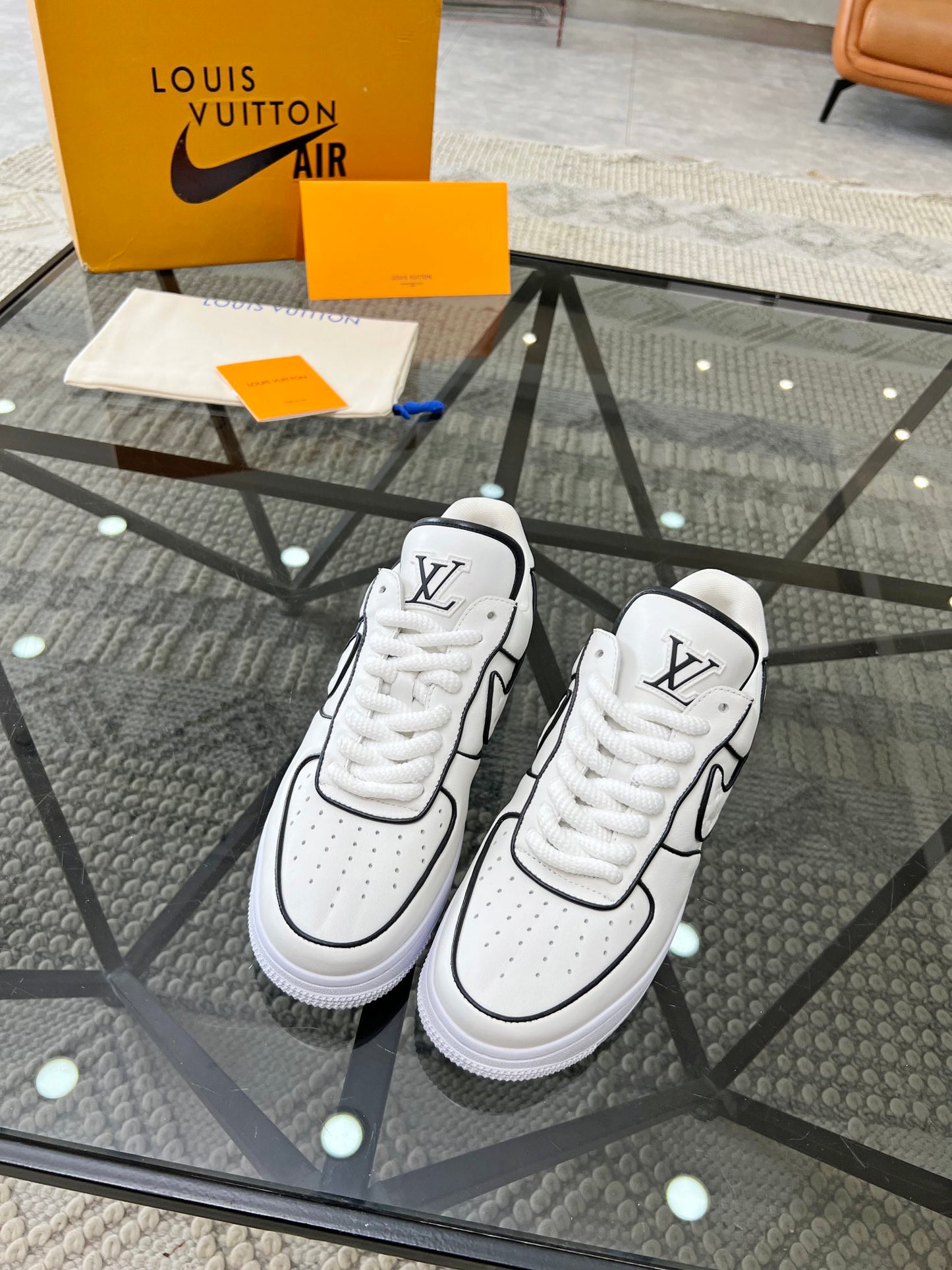 LV-106shoes