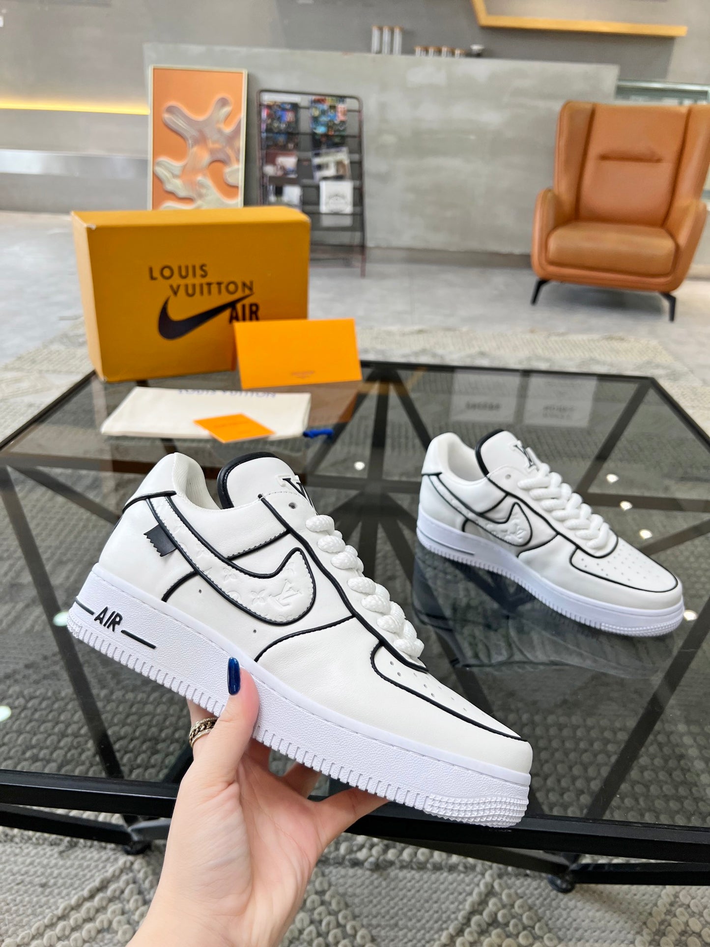 LV-106shoes