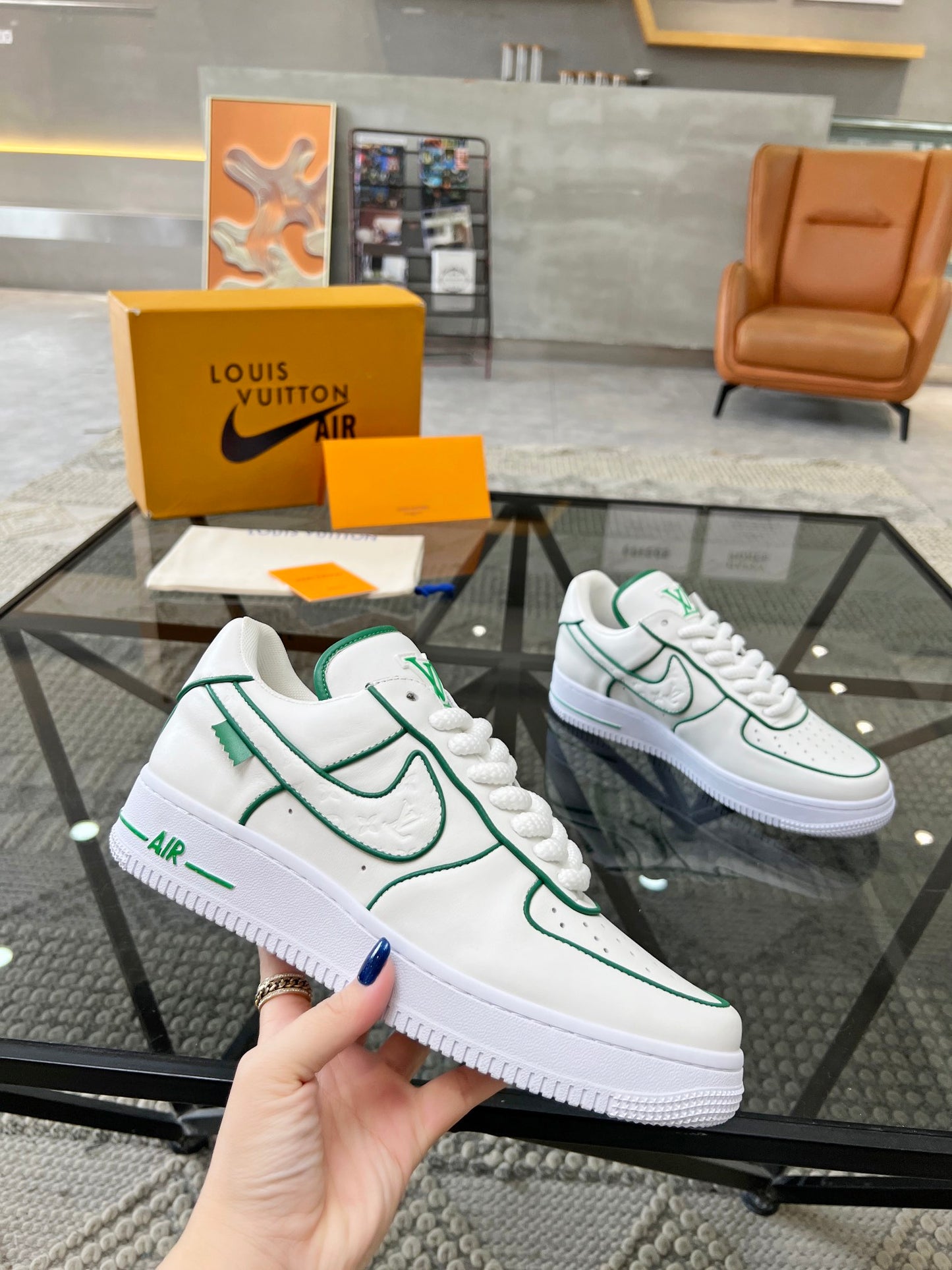 LV-108shoes