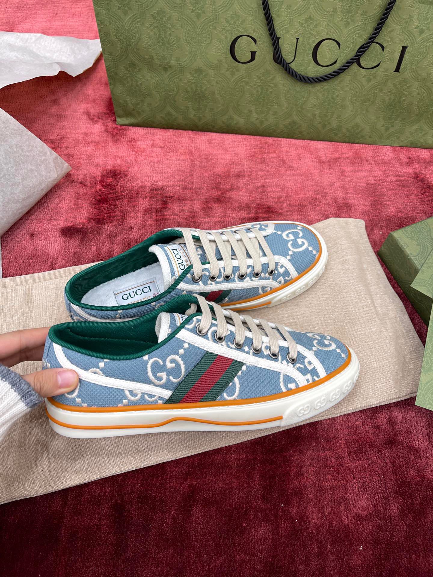 Gucci-020Shoes