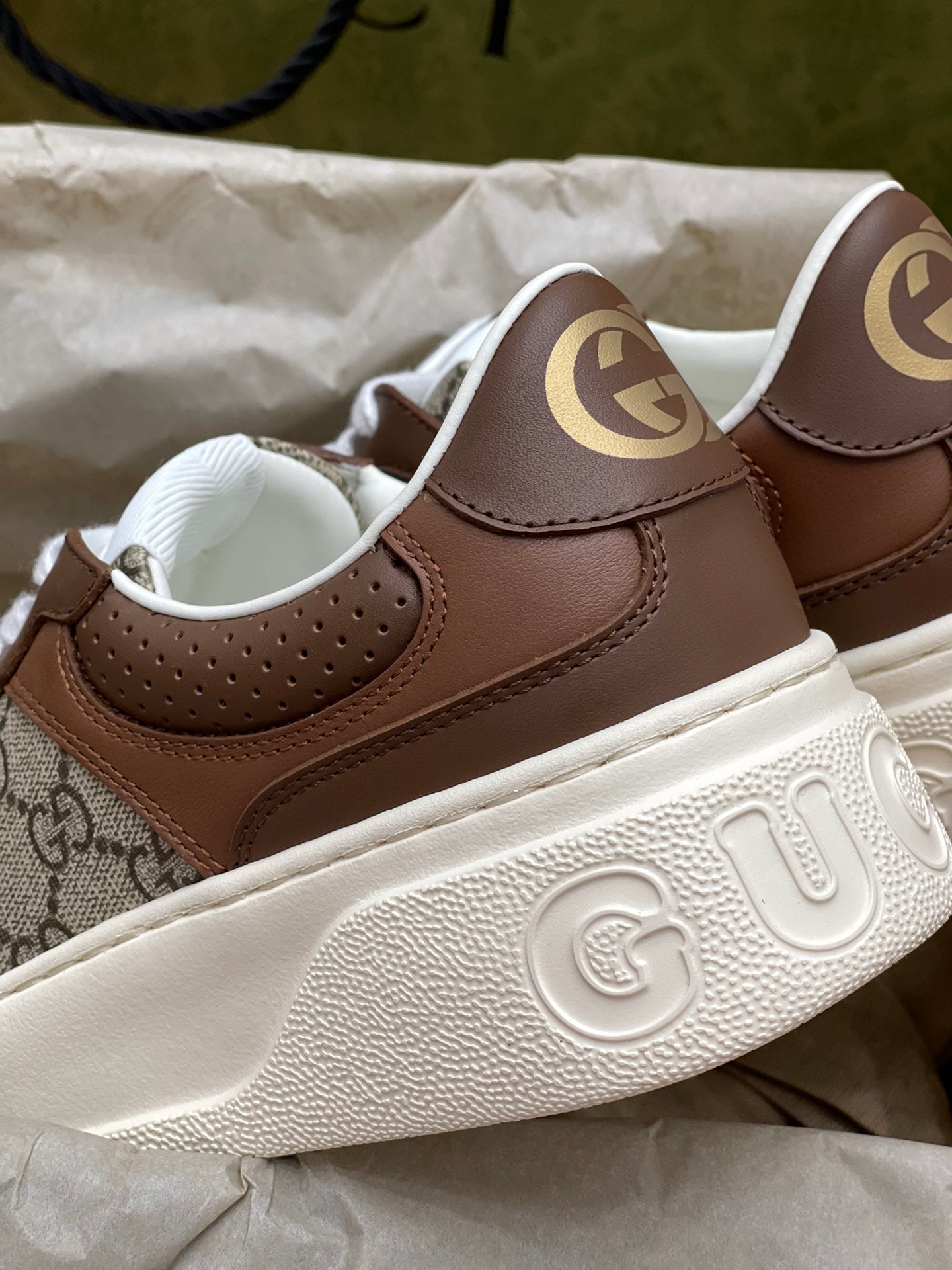 Gucci-023Shoes