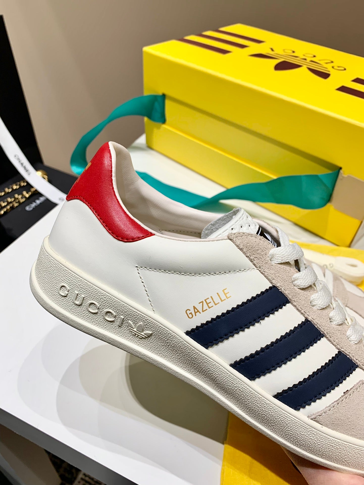 Gucci-026Shoes