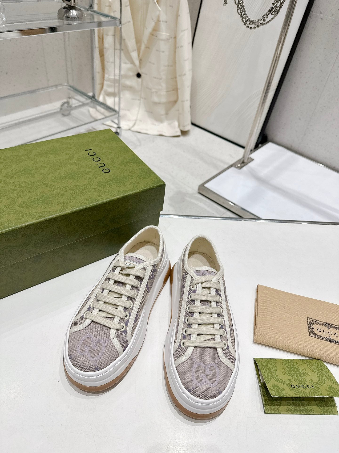 Gucci-035Shoes