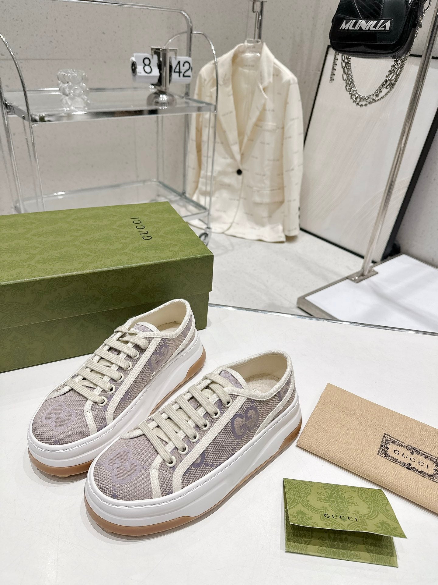 Gucci-035Shoes