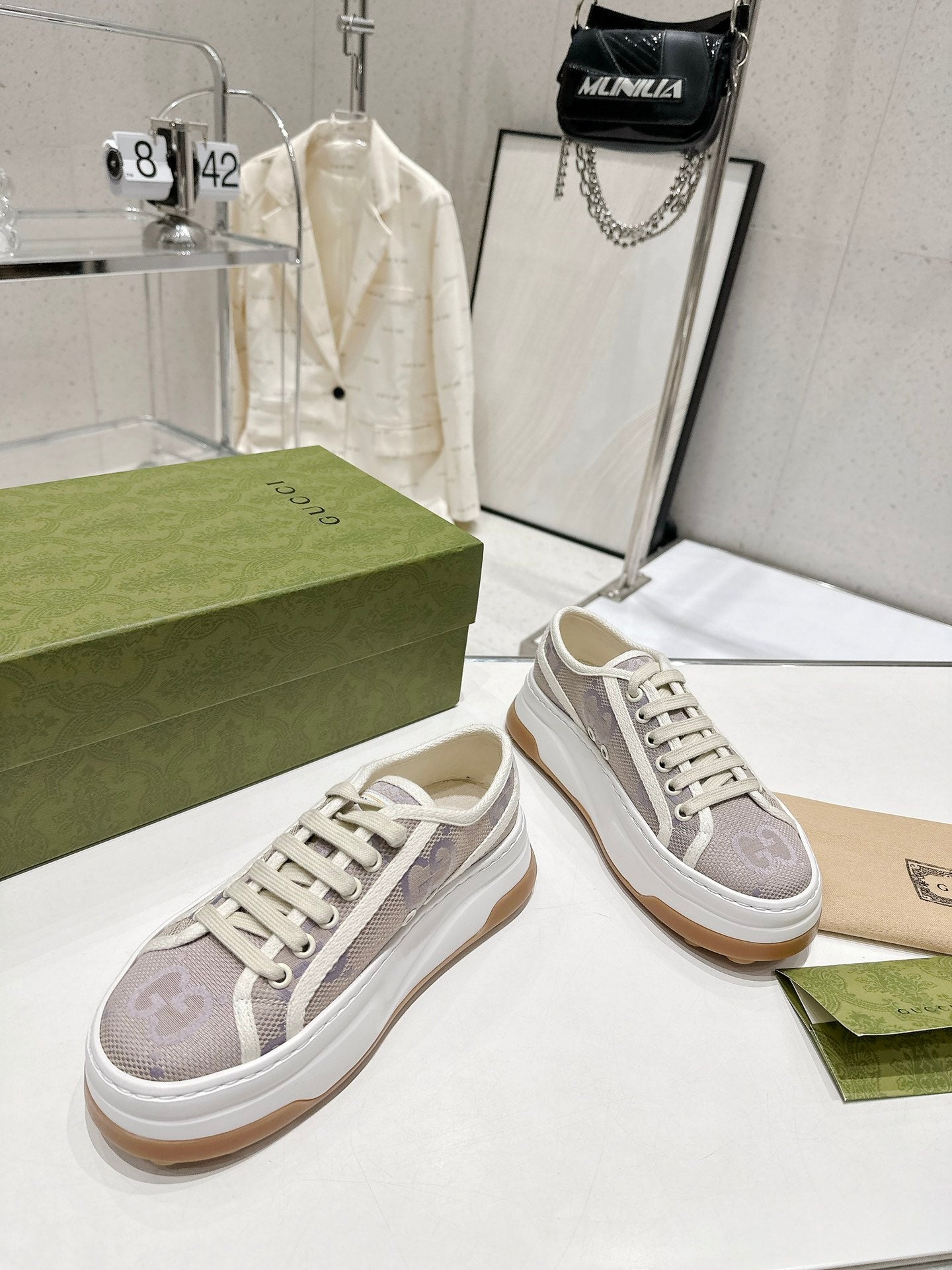 Gucci-035Shoes