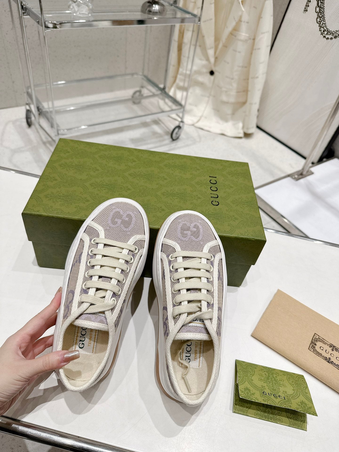 Gucci-035Shoes