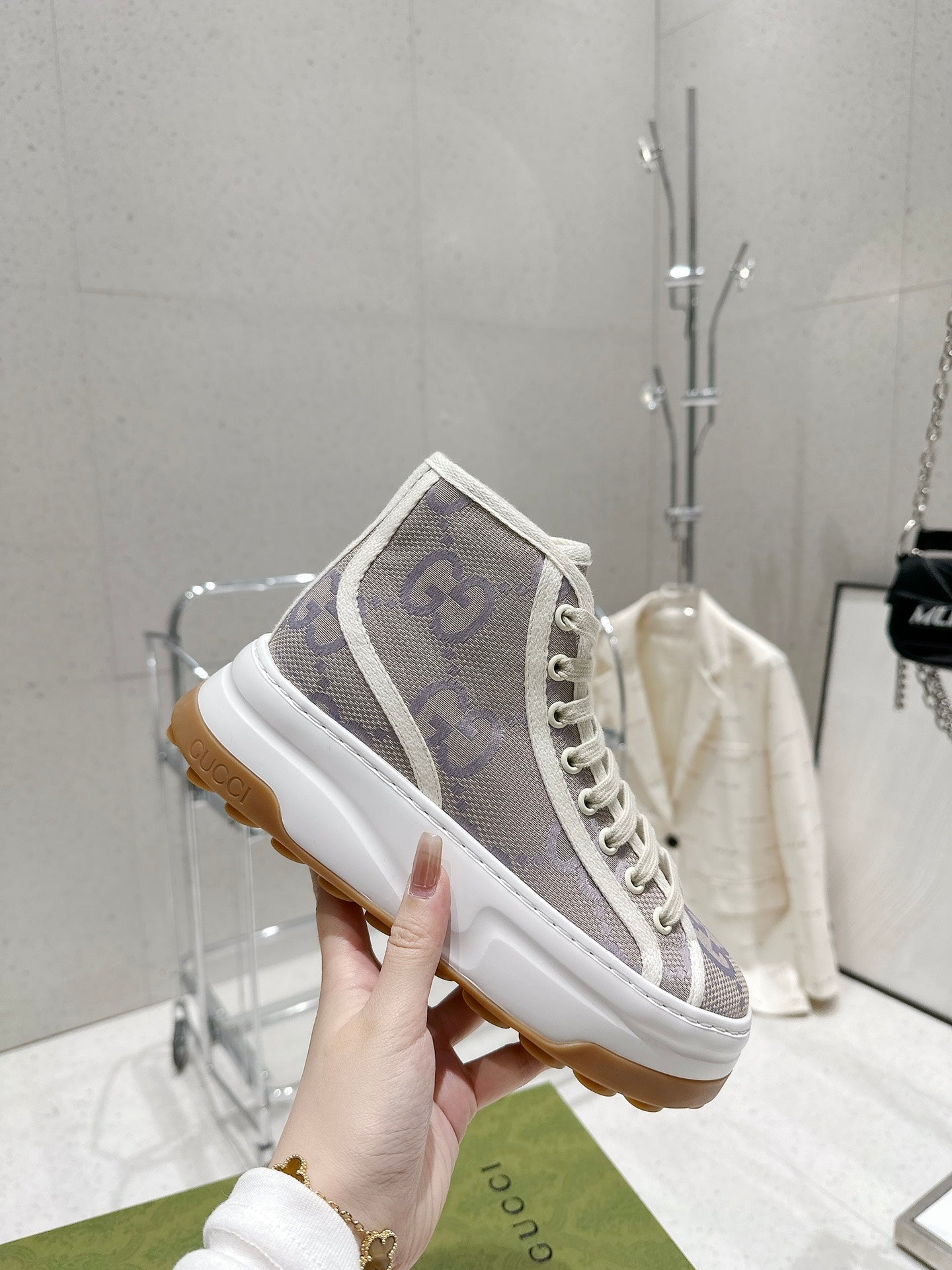 Gucci-036Shoes