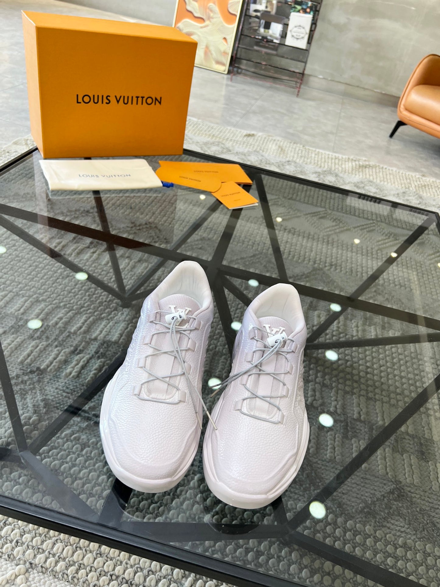 LV-109shoes