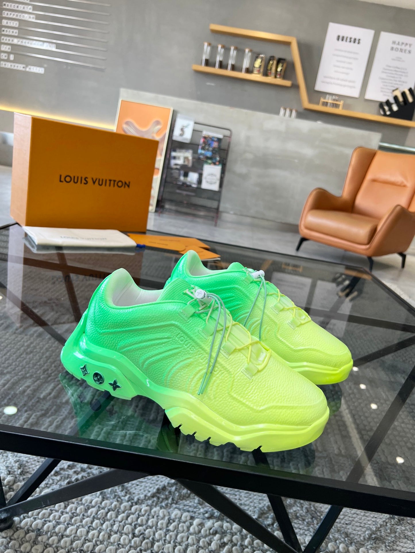 LV-110shoes