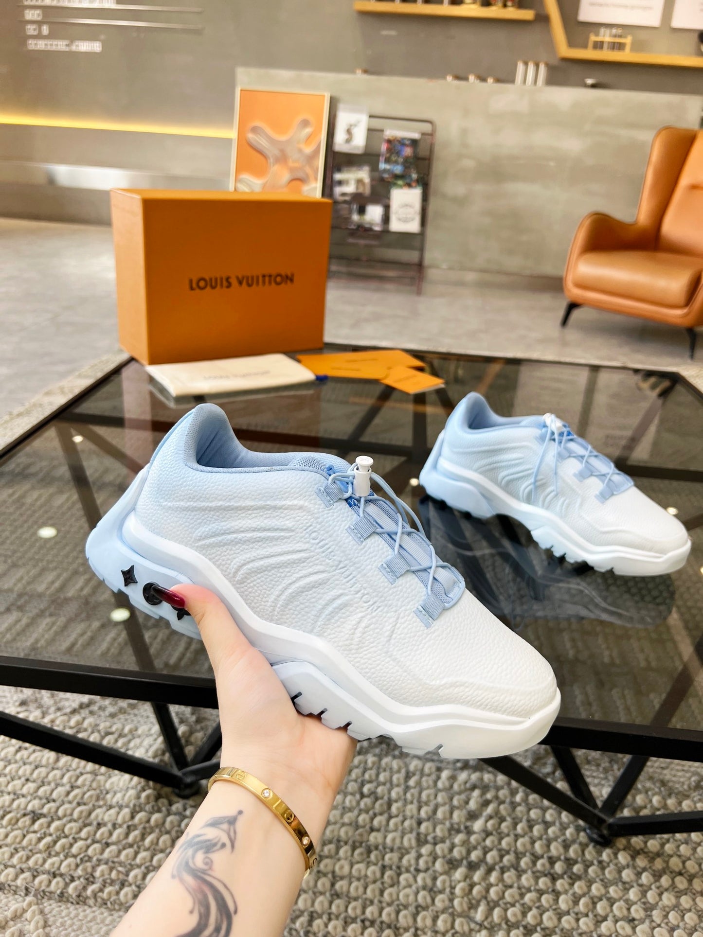 LV-121shoes