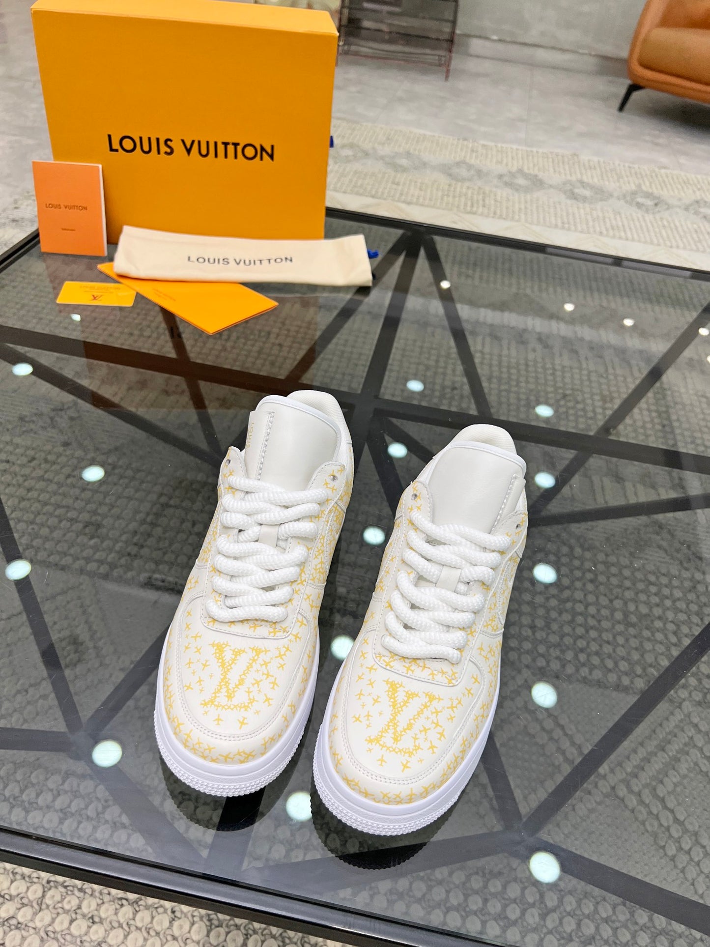 LV-112shoes