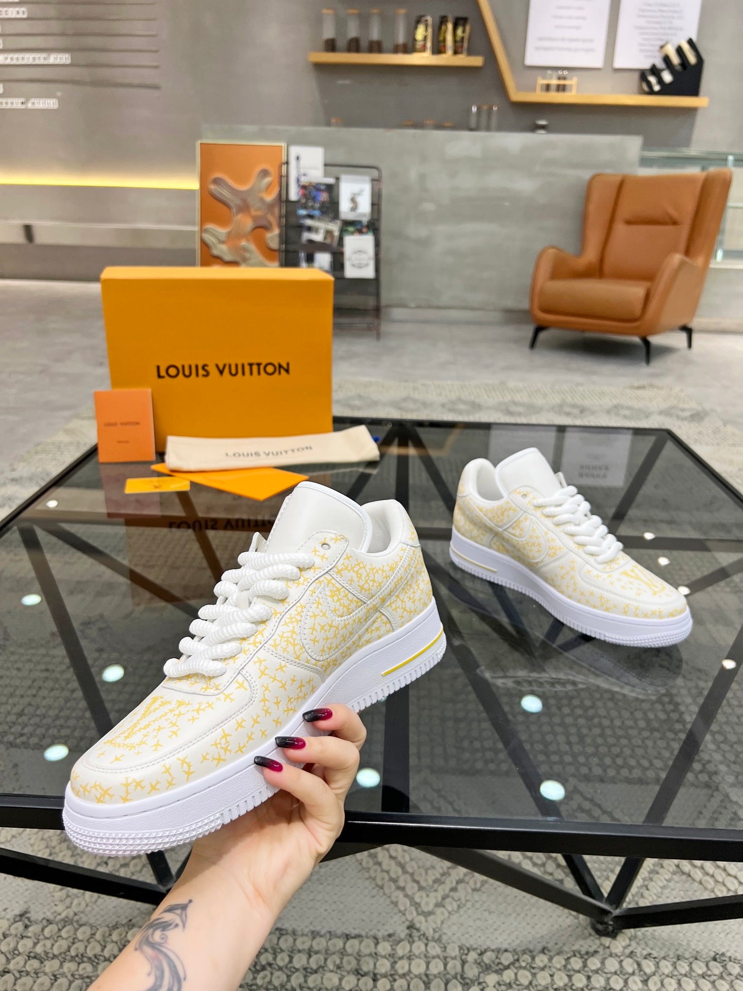 LV-112shoes