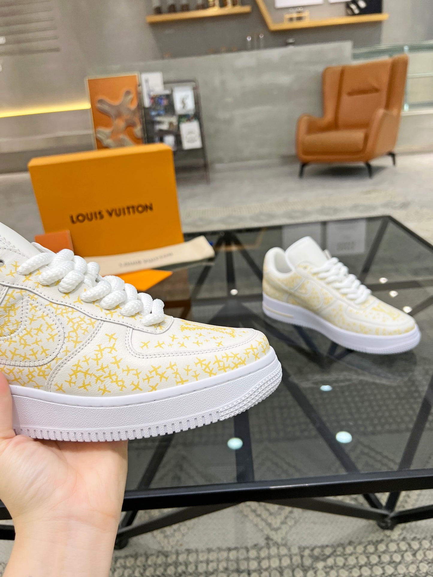 LV-112shoes