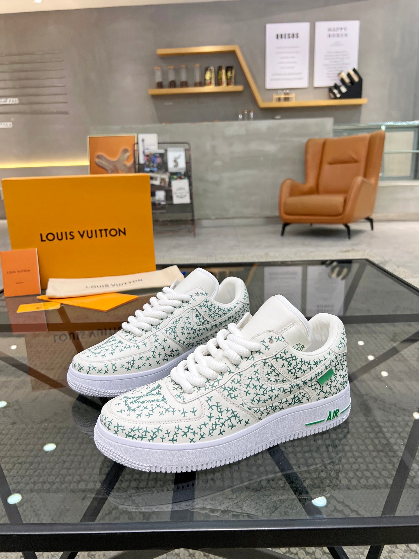 LV-114shoes