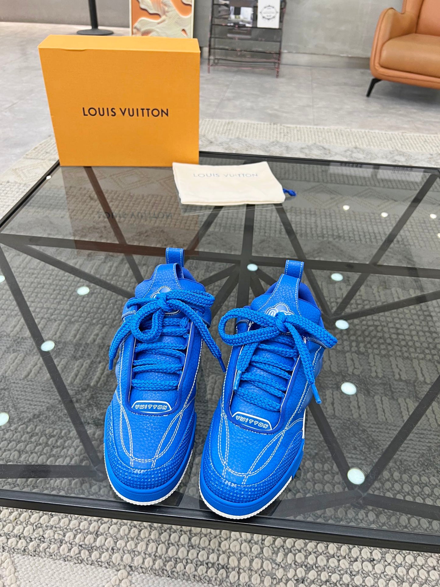 LV-111shoes