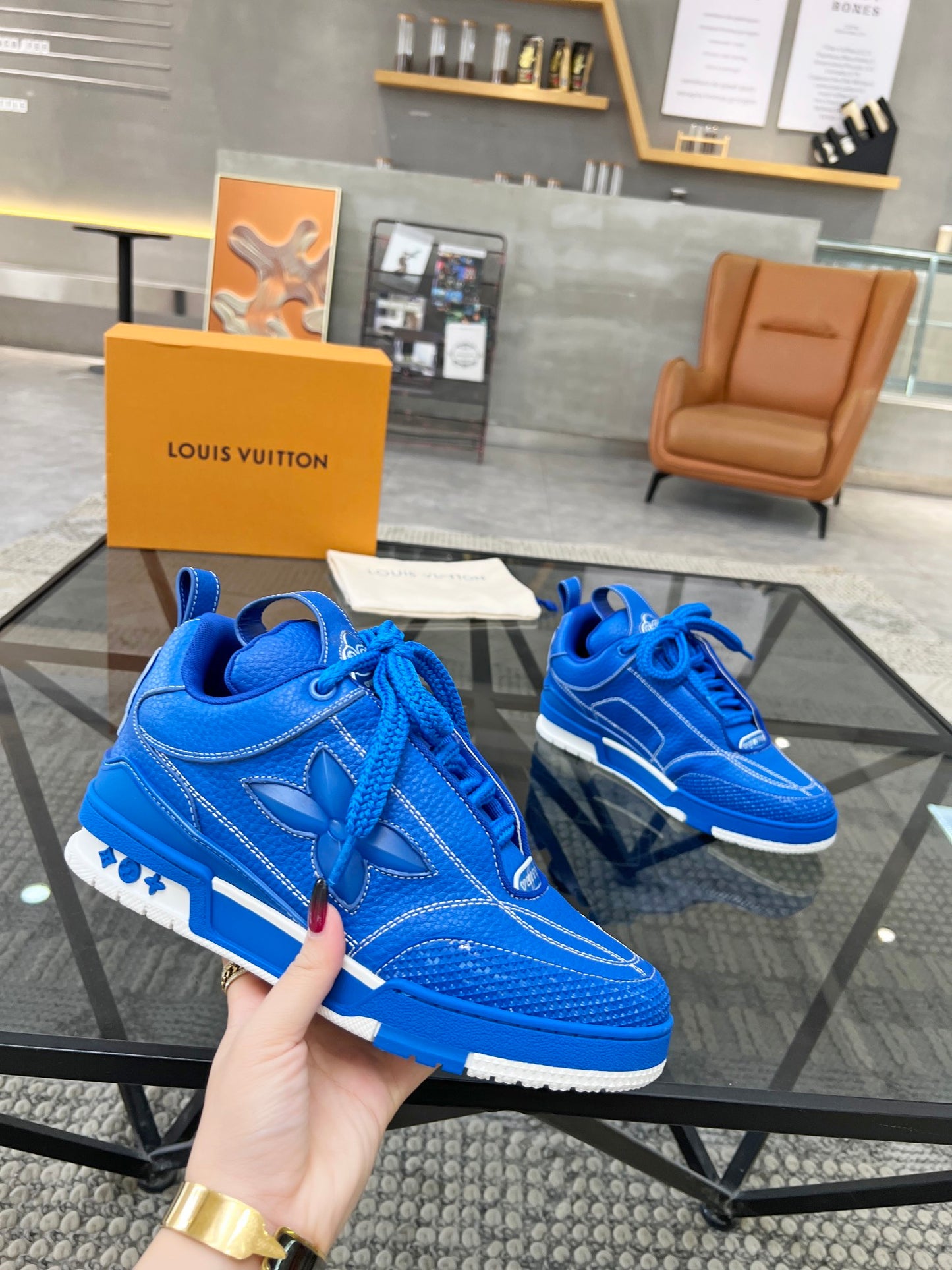 LV-111shoes