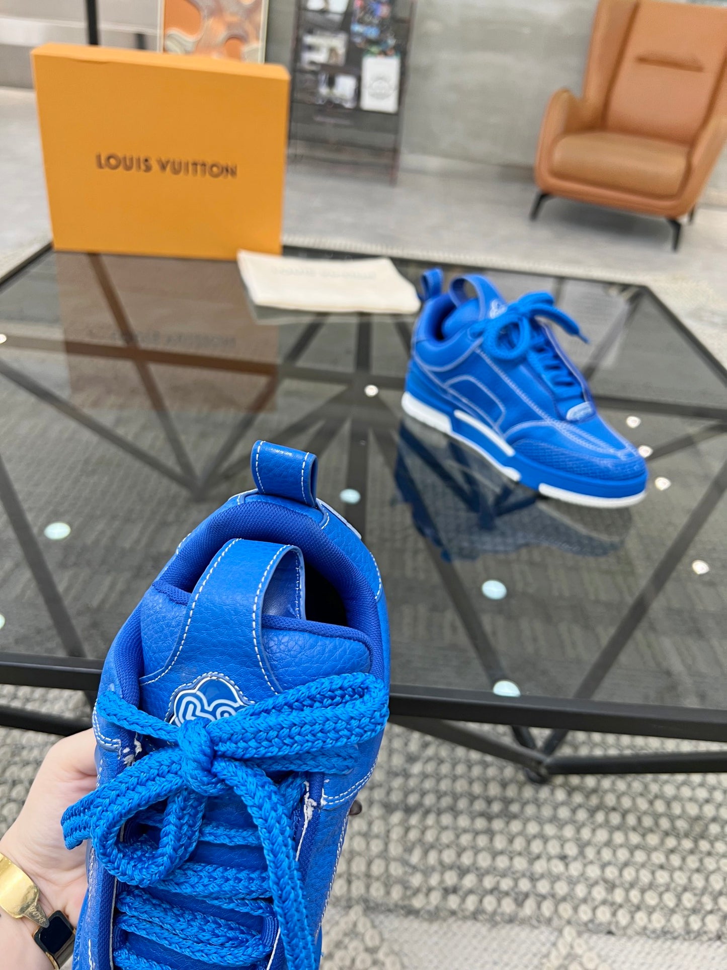 LV-111shoes