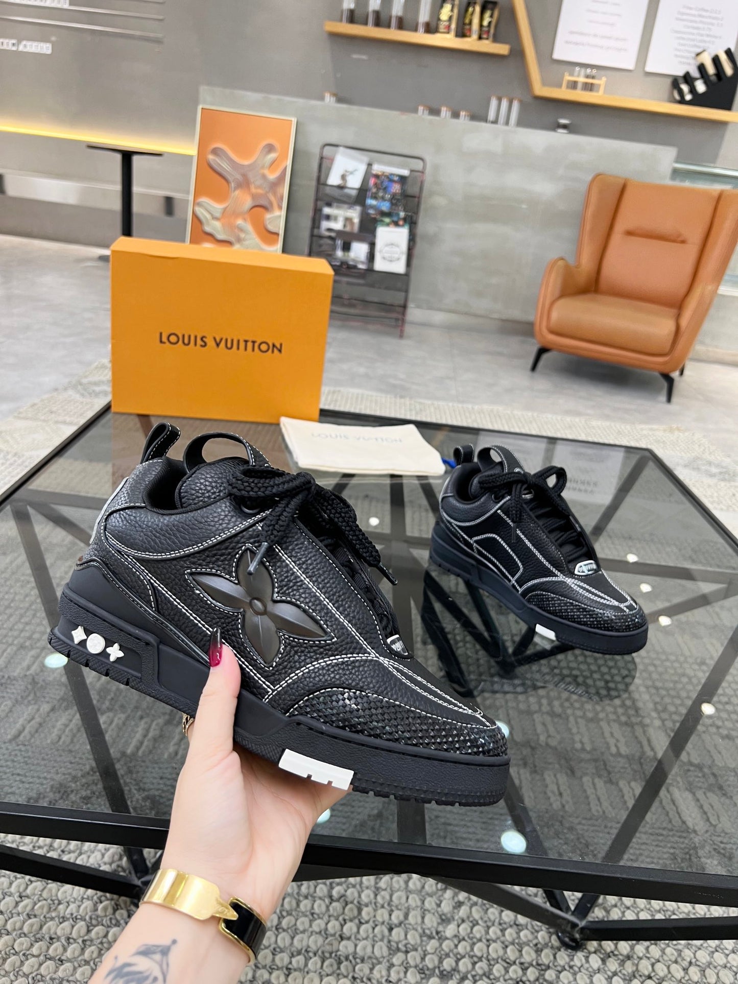 LV-117shoes