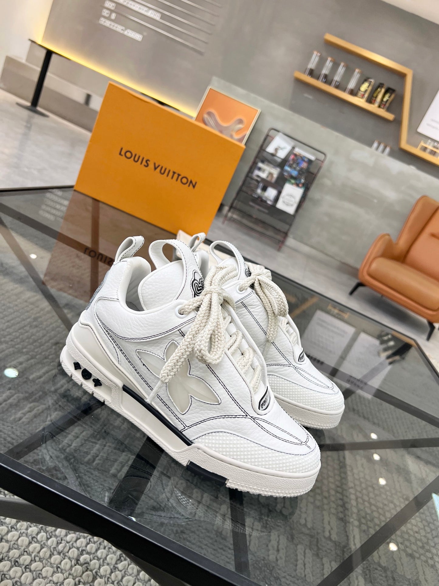 LV-118shoes