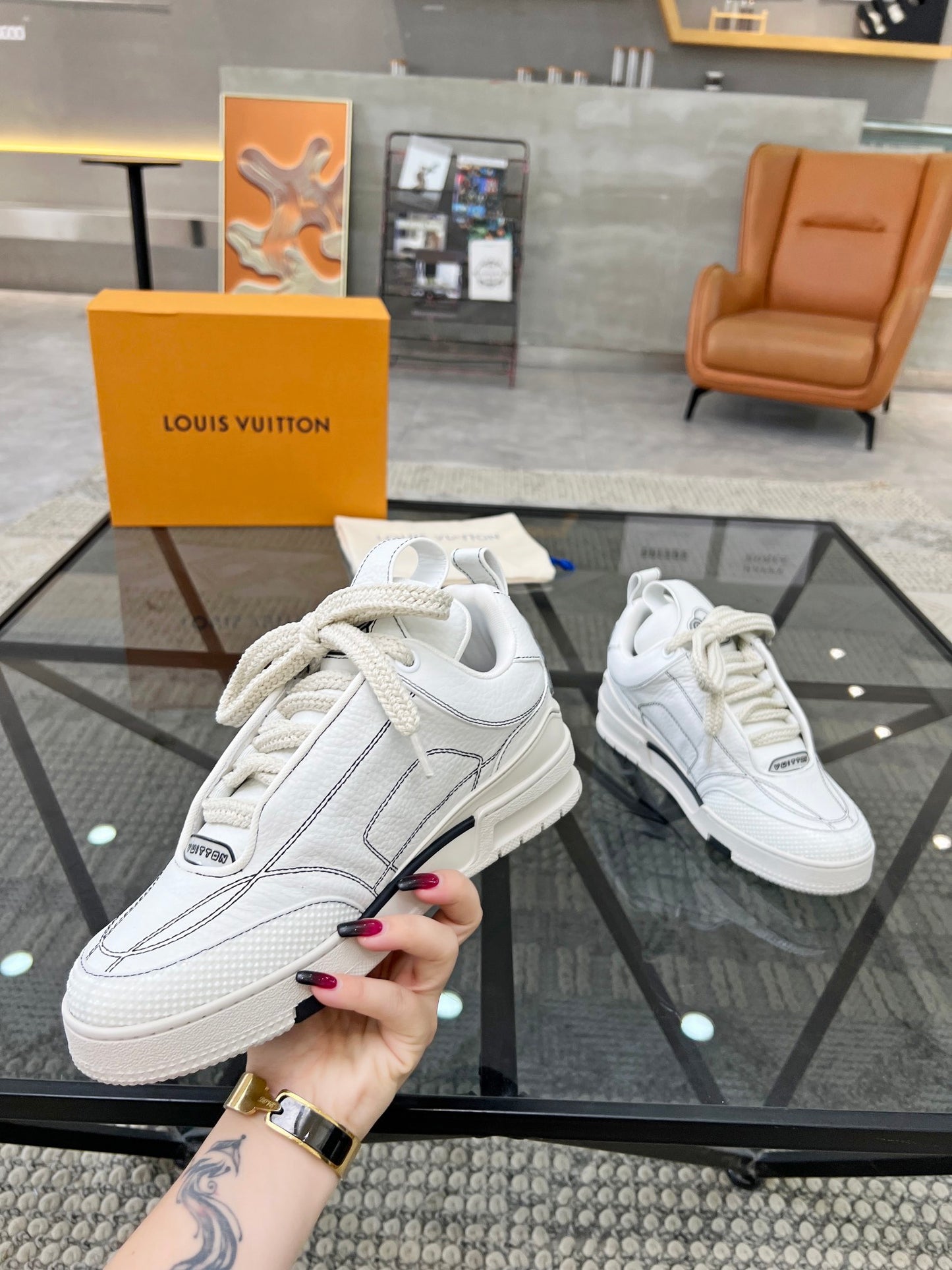 LV-118shoes
