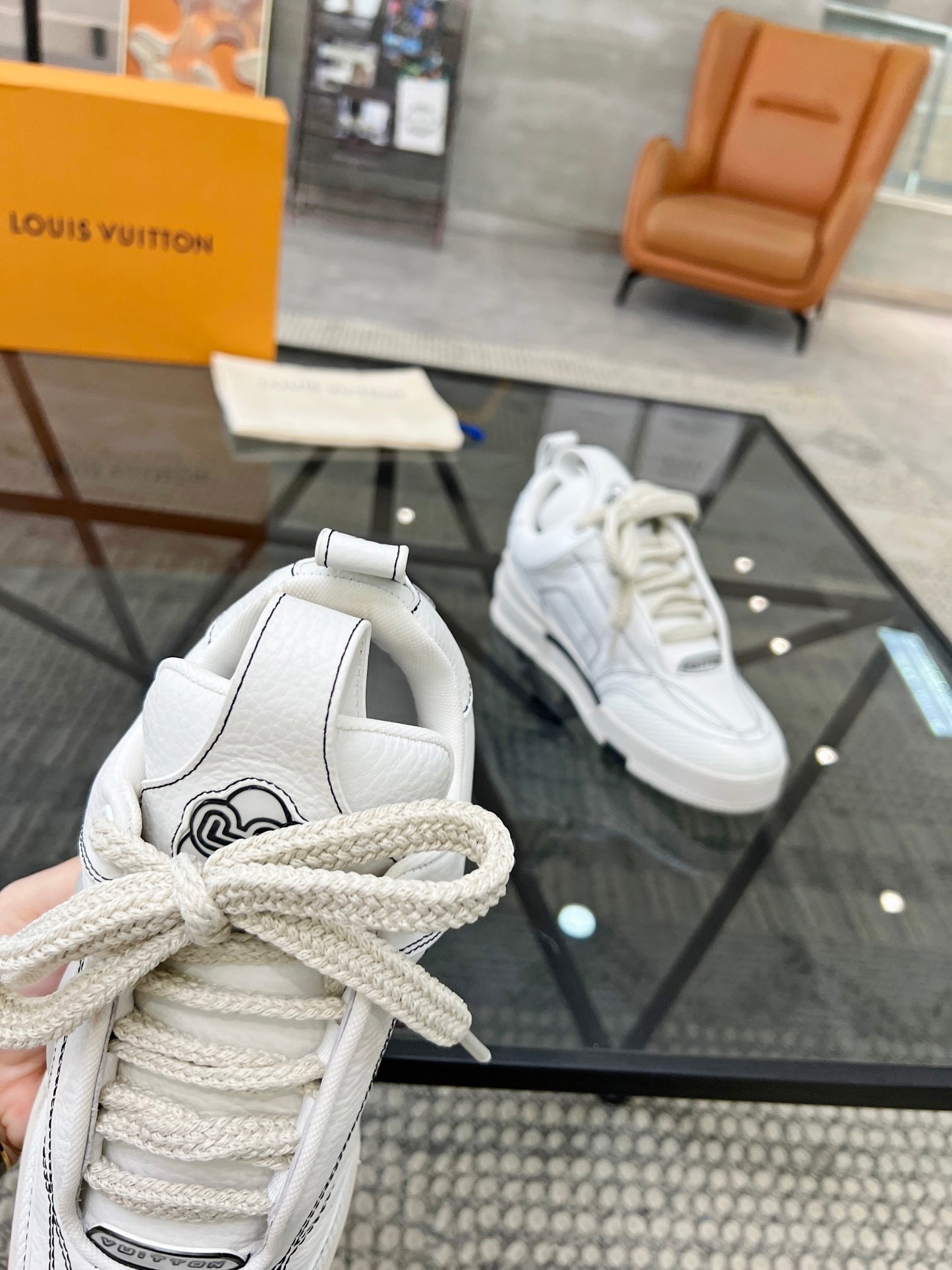 LV-118shoes