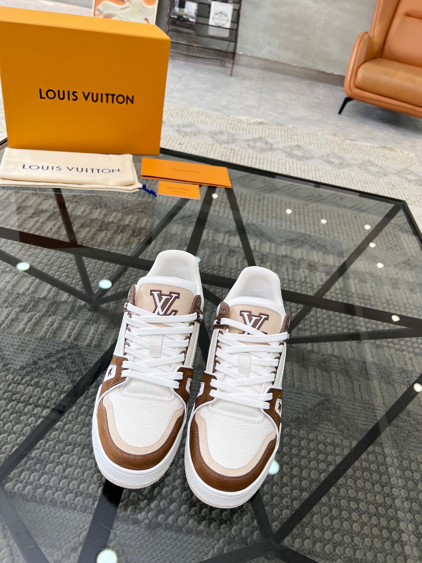 LV-122shoes