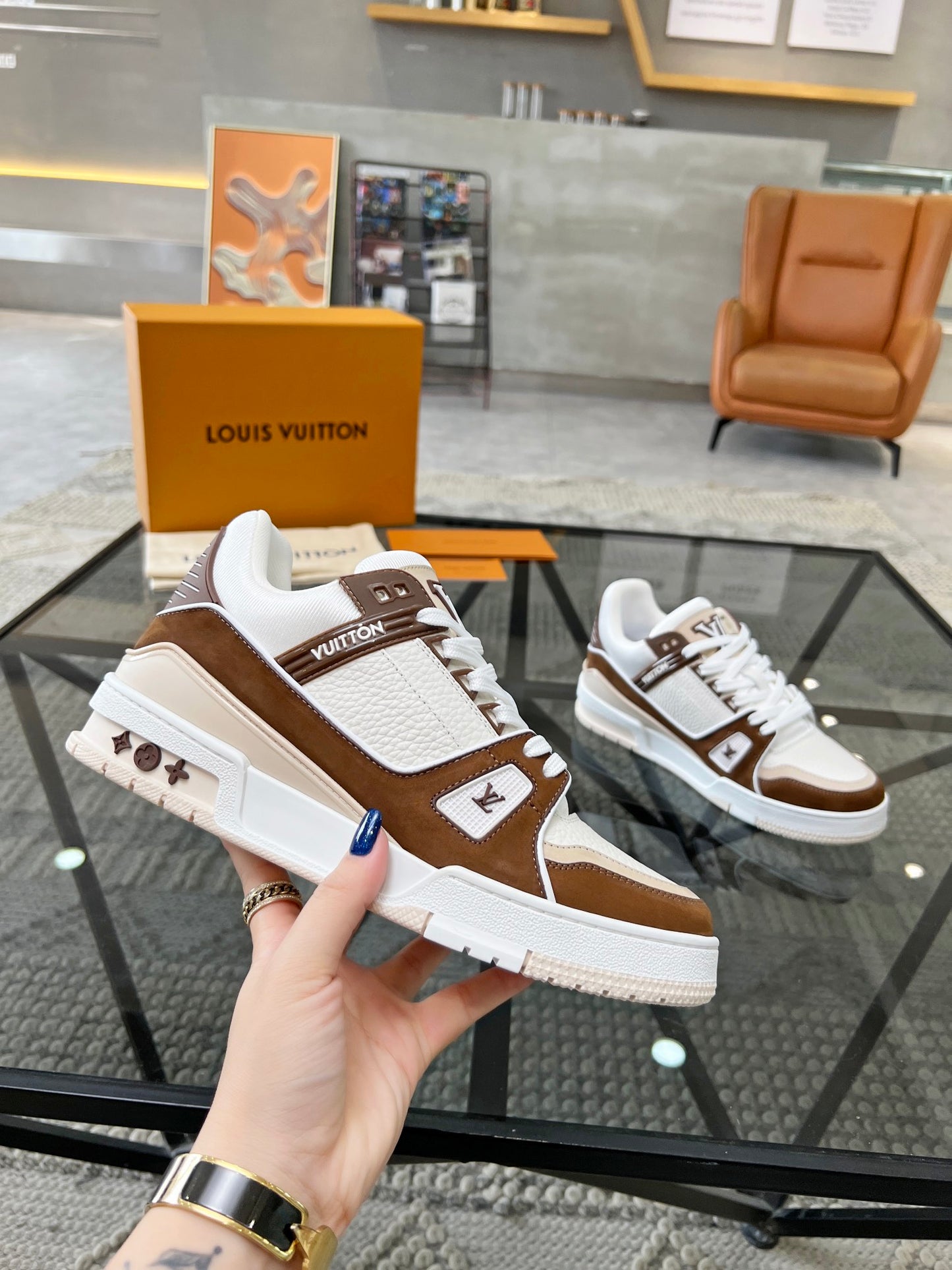 LV-122shoes