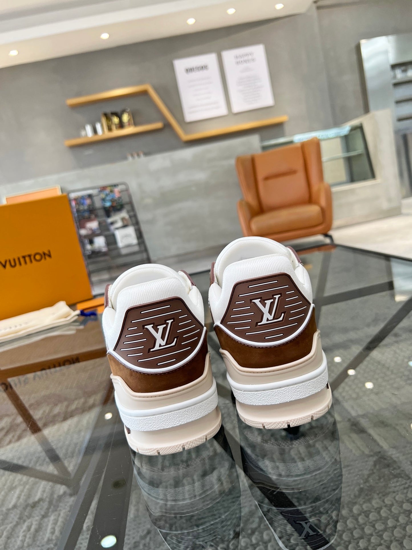 LV-122shoes
