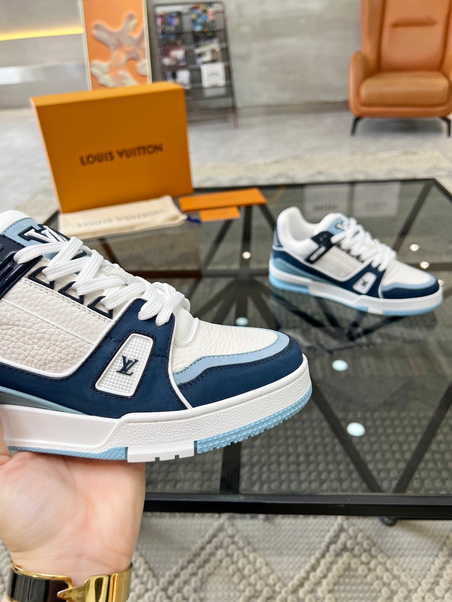 LV-123shoes