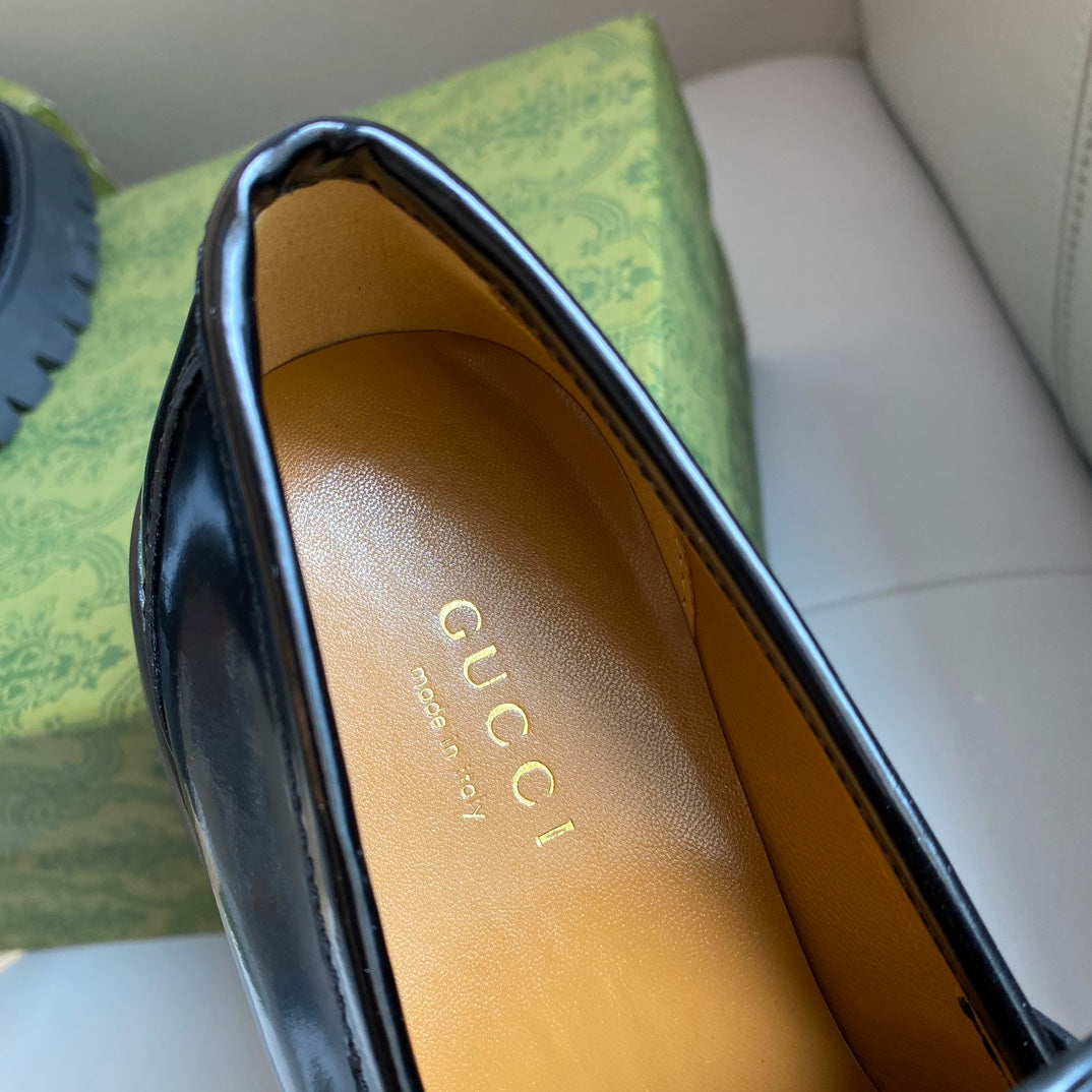 Gucci-043Shoes