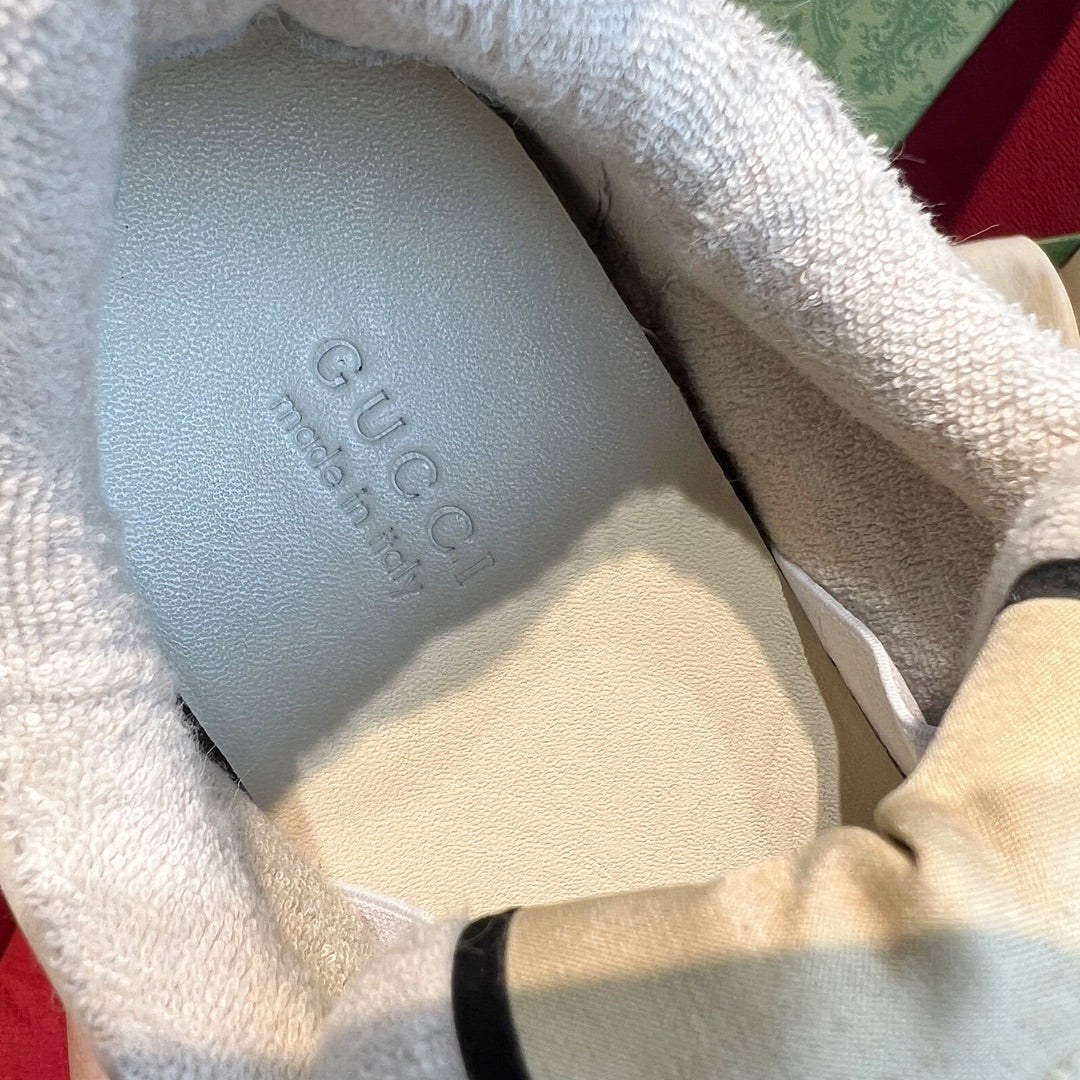 Gucci-047Shoes